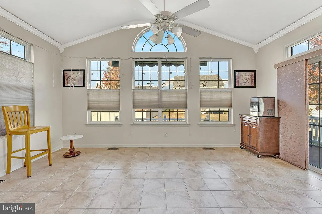 Swedesboro, New Jersey 08085, United States, 4 Bedrooms Bedrooms, ,3 BathroomsBathrooms,Residential,Pending,33753