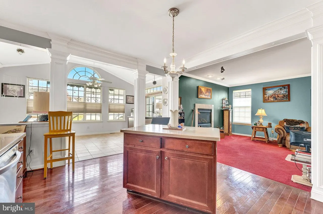 Swedesboro, New Jersey 08085, United States, 4 Bedrooms Bedrooms, ,3 BathroomsBathrooms,Residential,Pending,33753