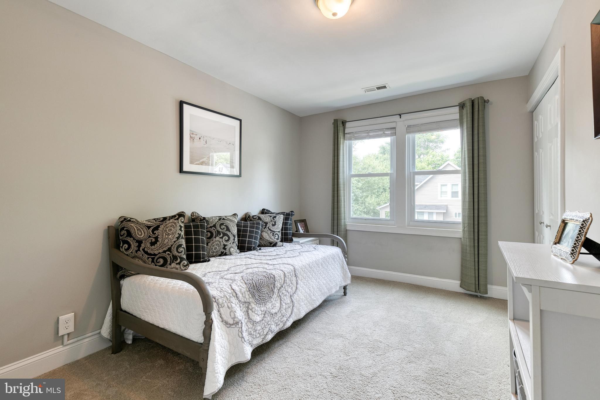 HAMILTON HEIGHTS - Residential