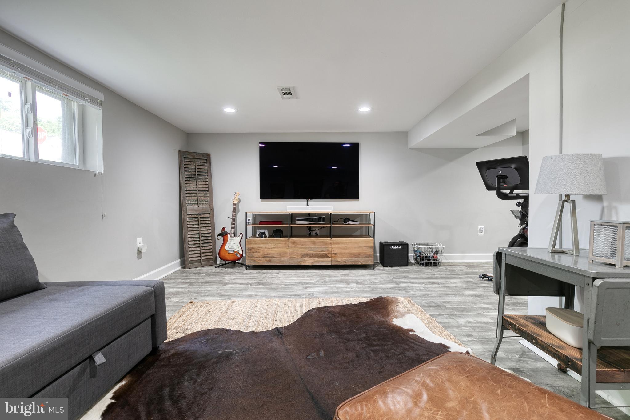 HAMILTON HEIGHTS - Residential