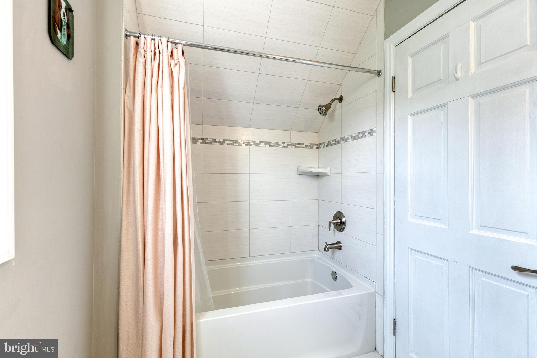 HAMILTON HEIGHTS - Residential