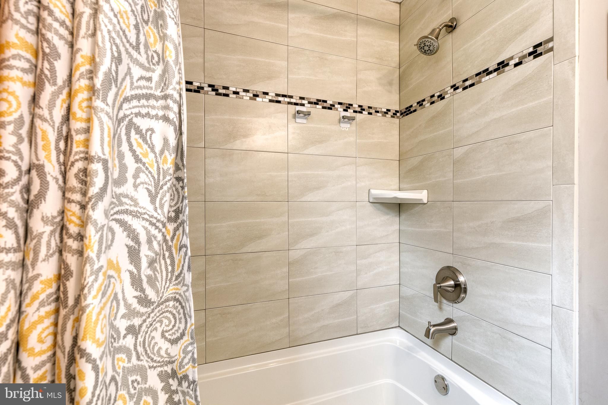 HAMILTON HEIGHTS - Residential