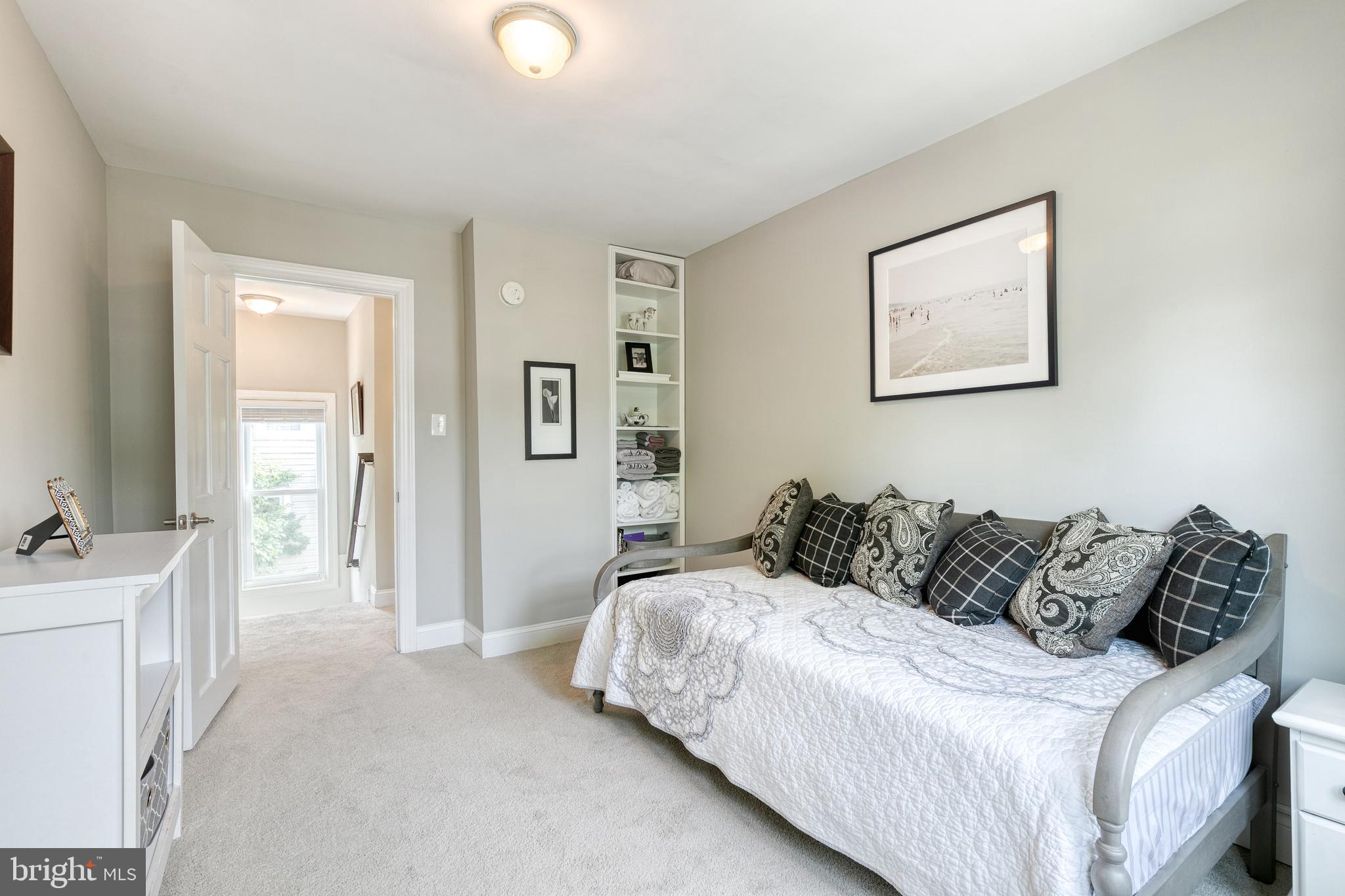 HAMILTON HEIGHTS - Residential