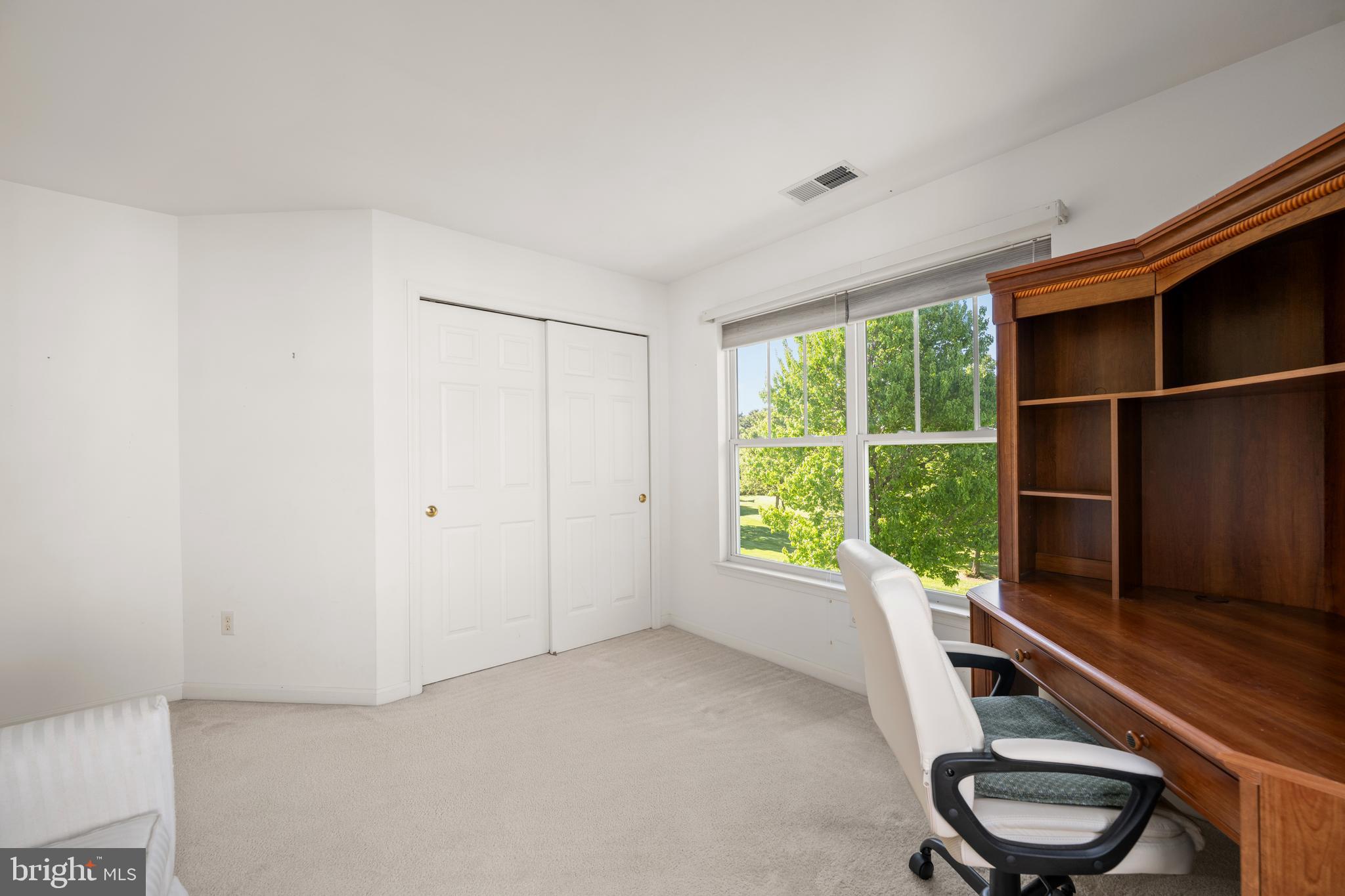 HEARTHSTONE MANOR - Residential