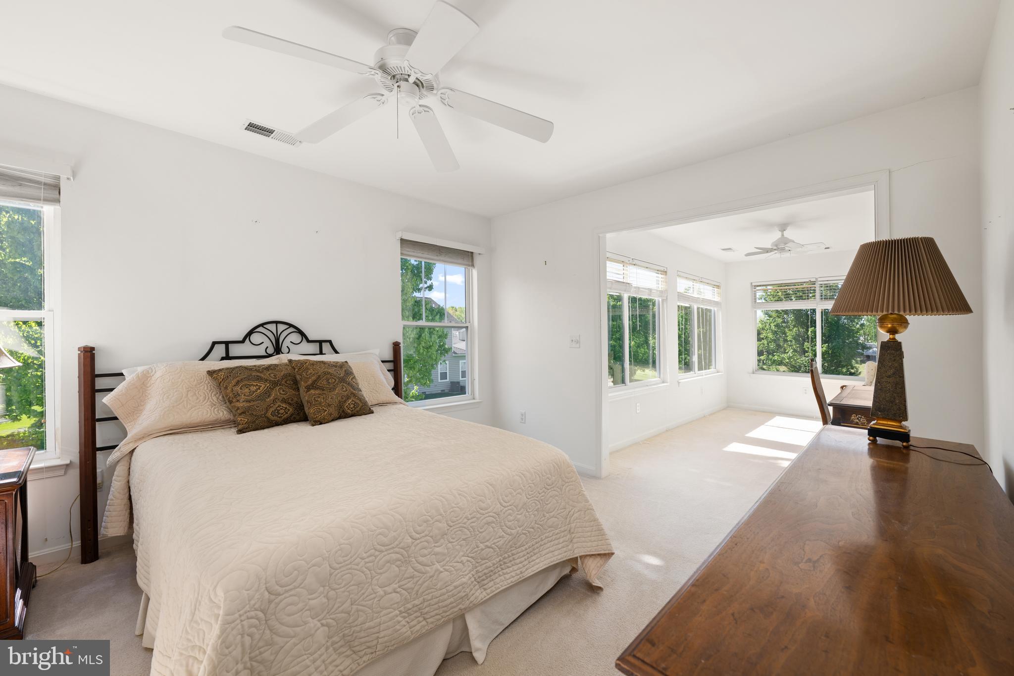 HEARTHSTONE MANOR - Residential