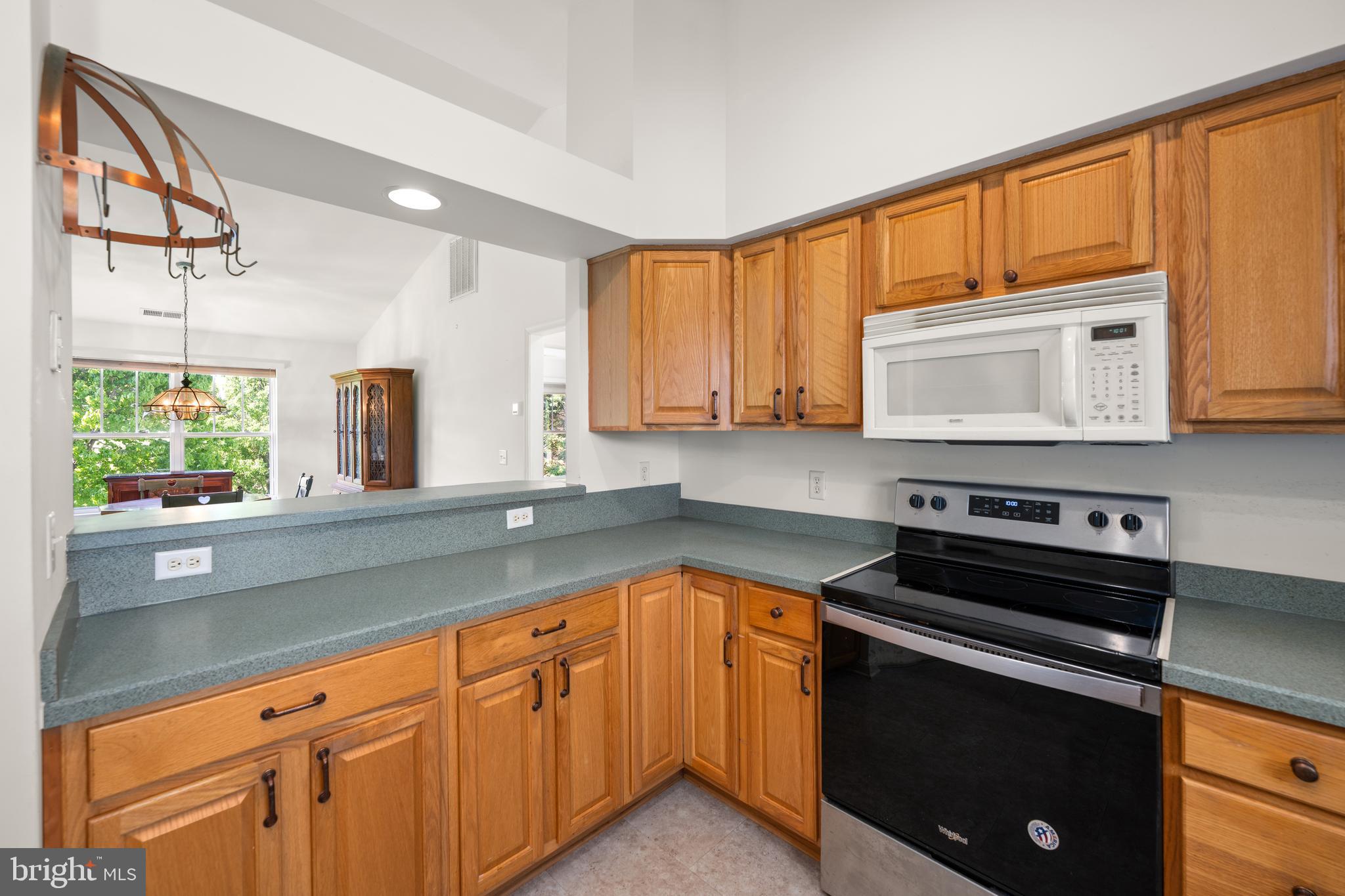 HEARTHSTONE MANOR - Residential