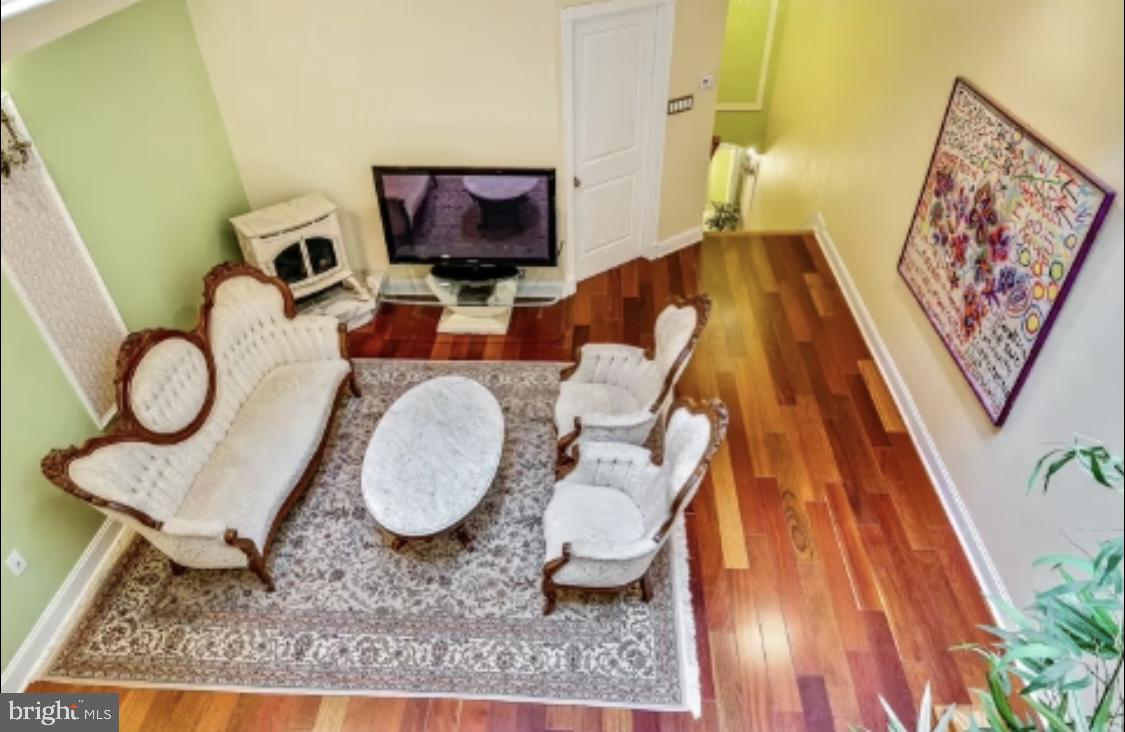 OLD CITY - Residential