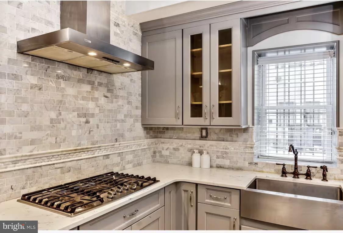 OLD CITY - Residential