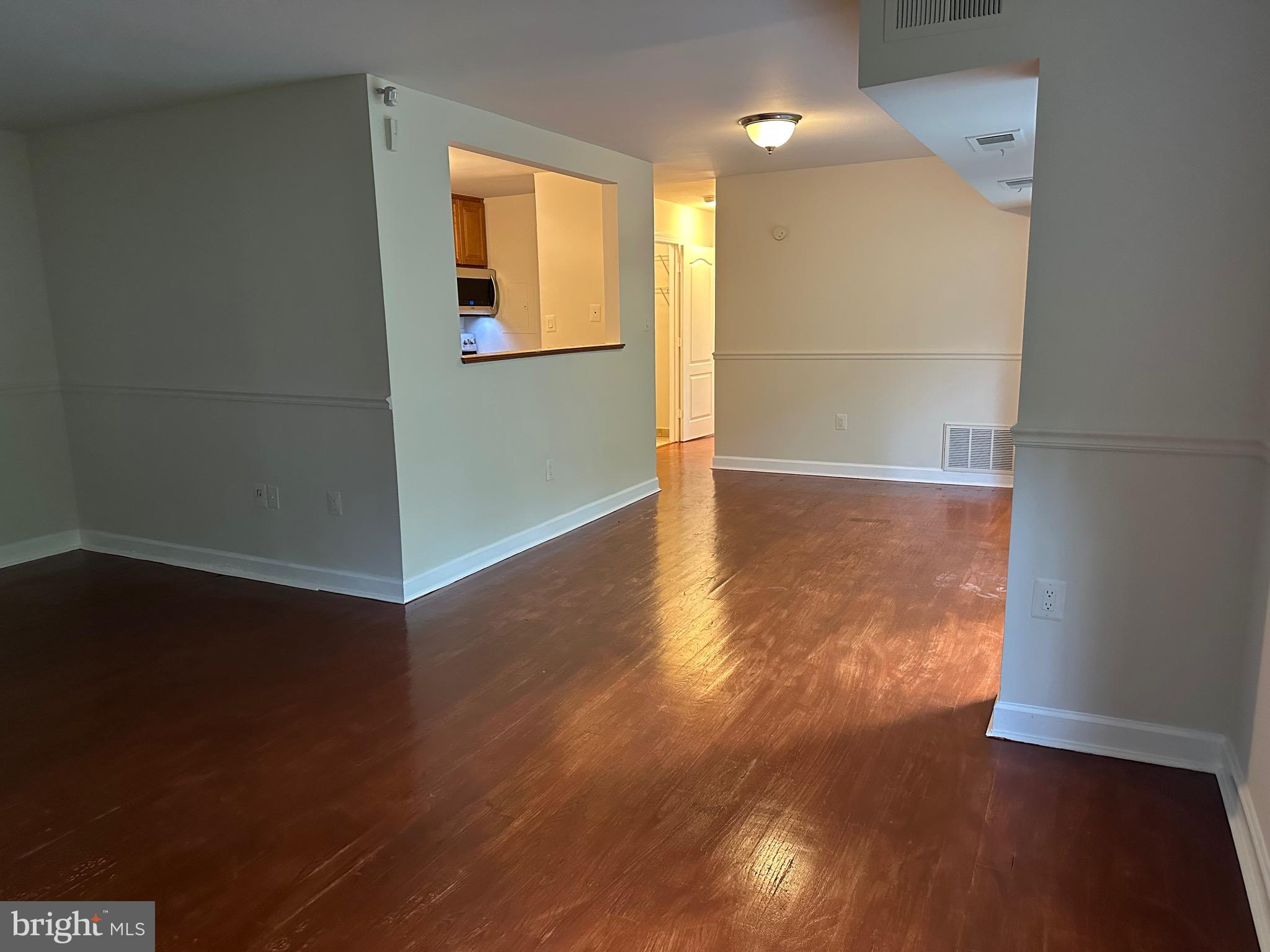 WESTWOOD PARK - Residential Lease