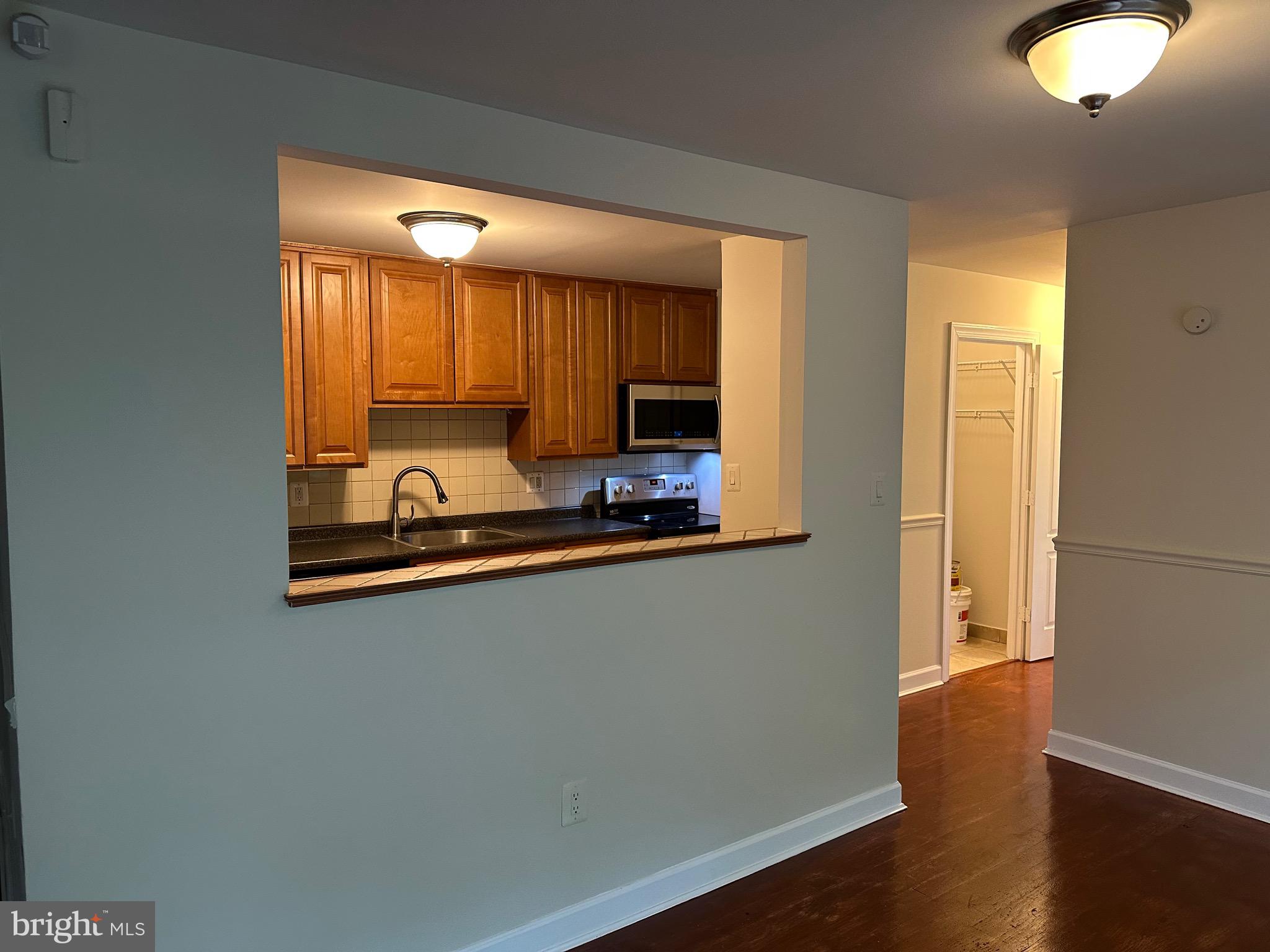 WESTWOOD PARK - Residential Lease