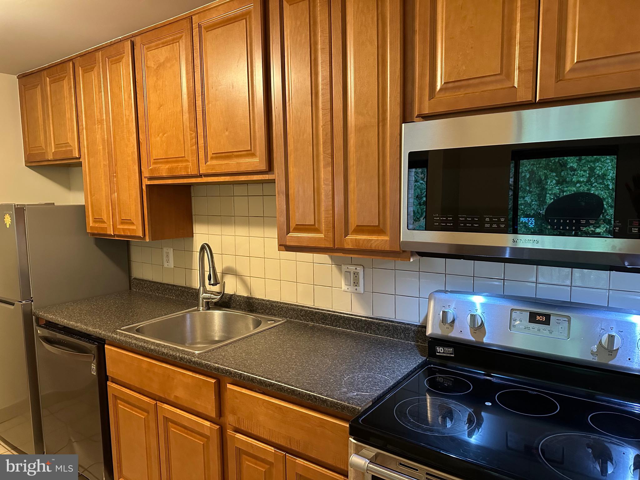 WESTWOOD PARK - Residential Lease