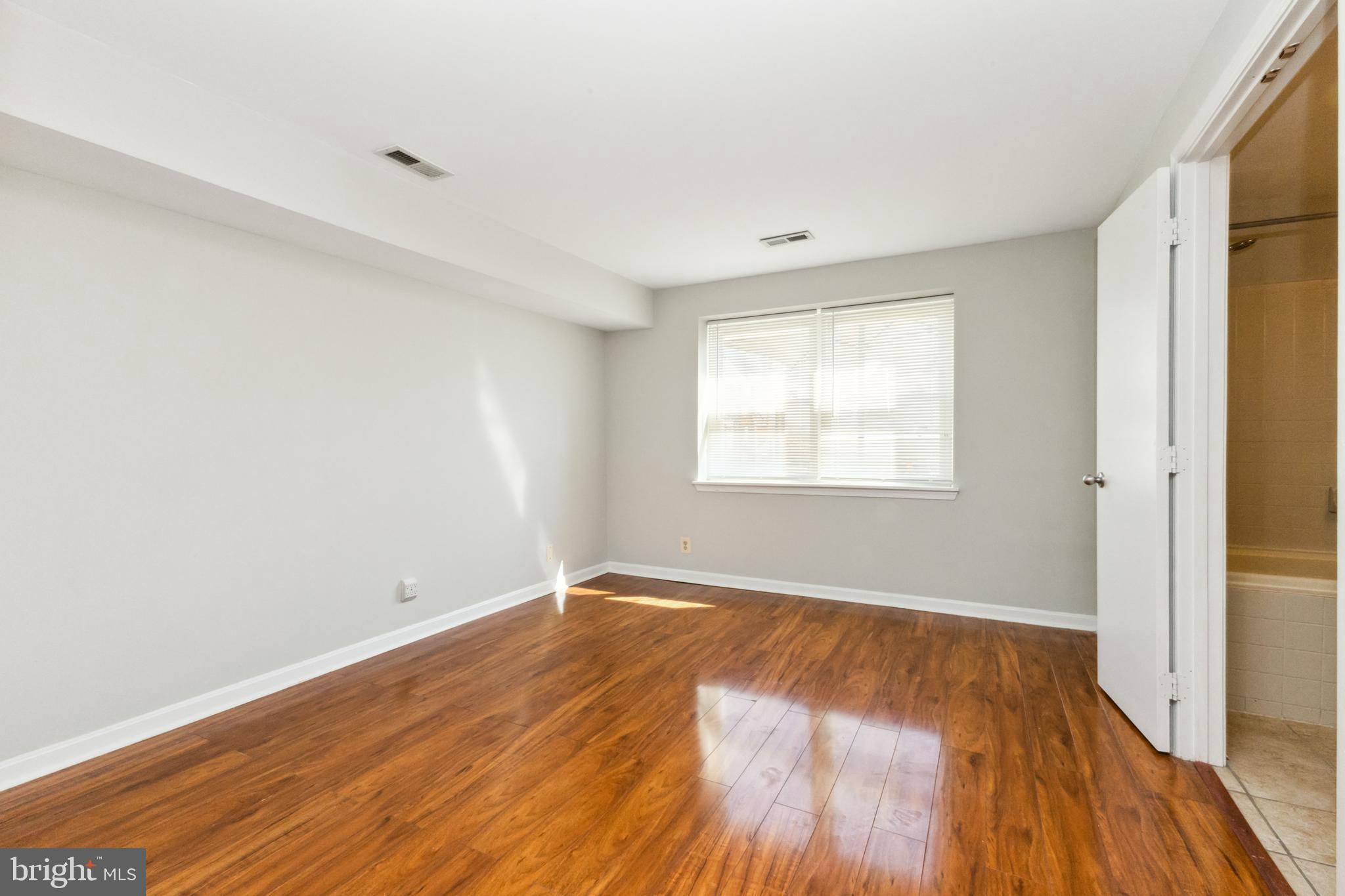 STAFFORD MEADOWS - Residential