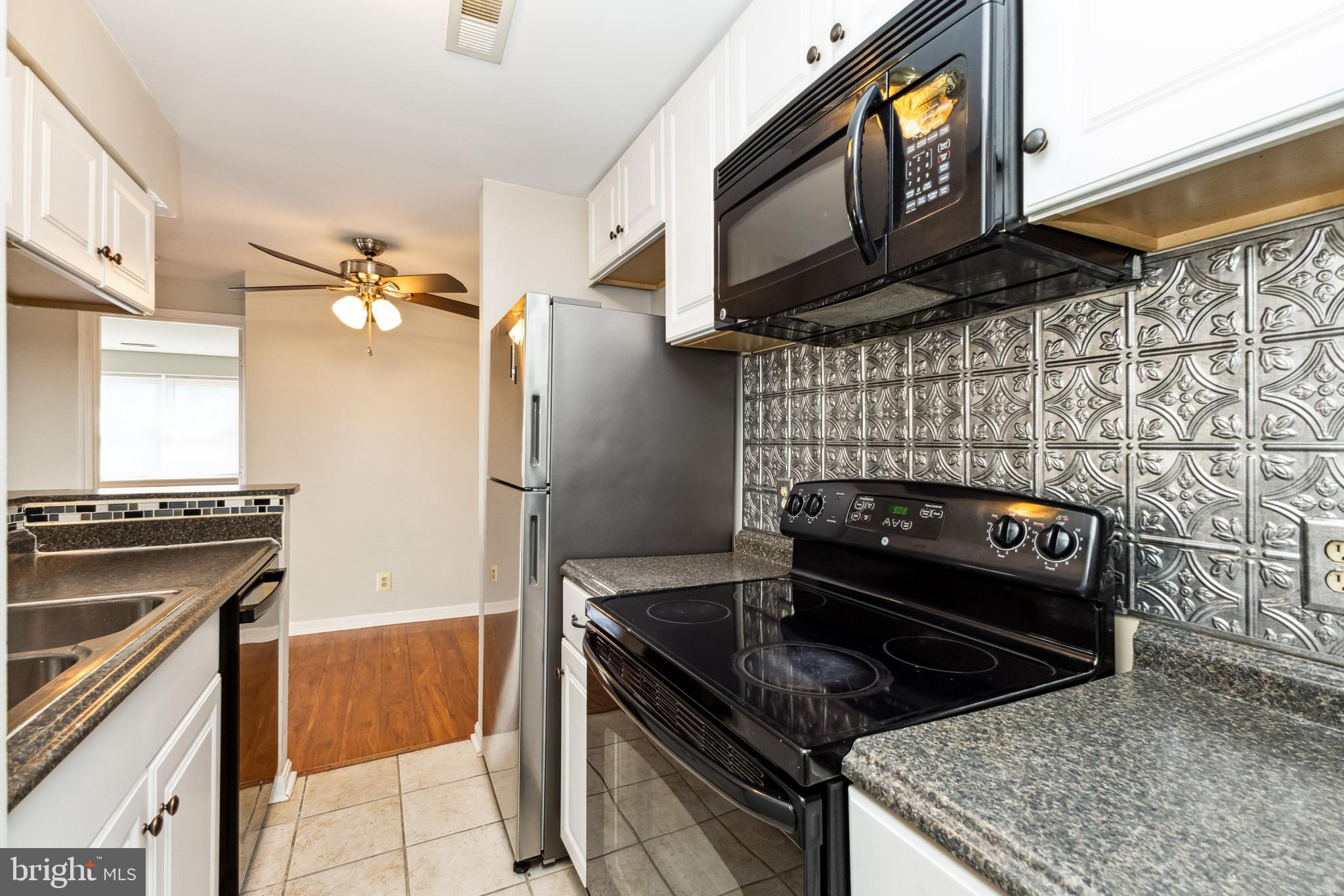 STAFFORD MEADOWS - Residential