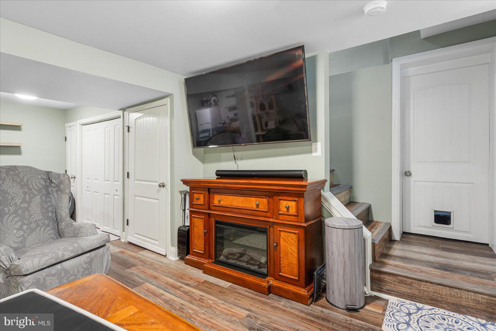 PARKVILLE - Residential