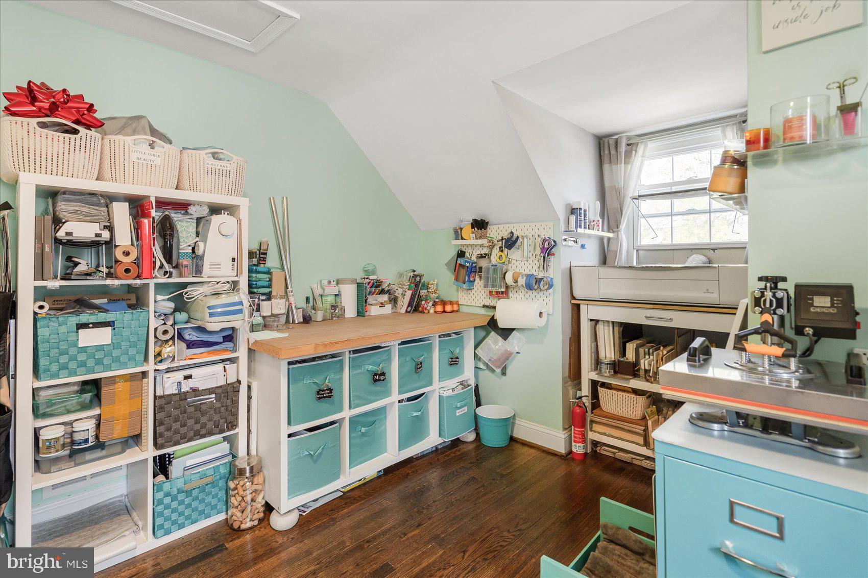 PARKVILLE - Residential