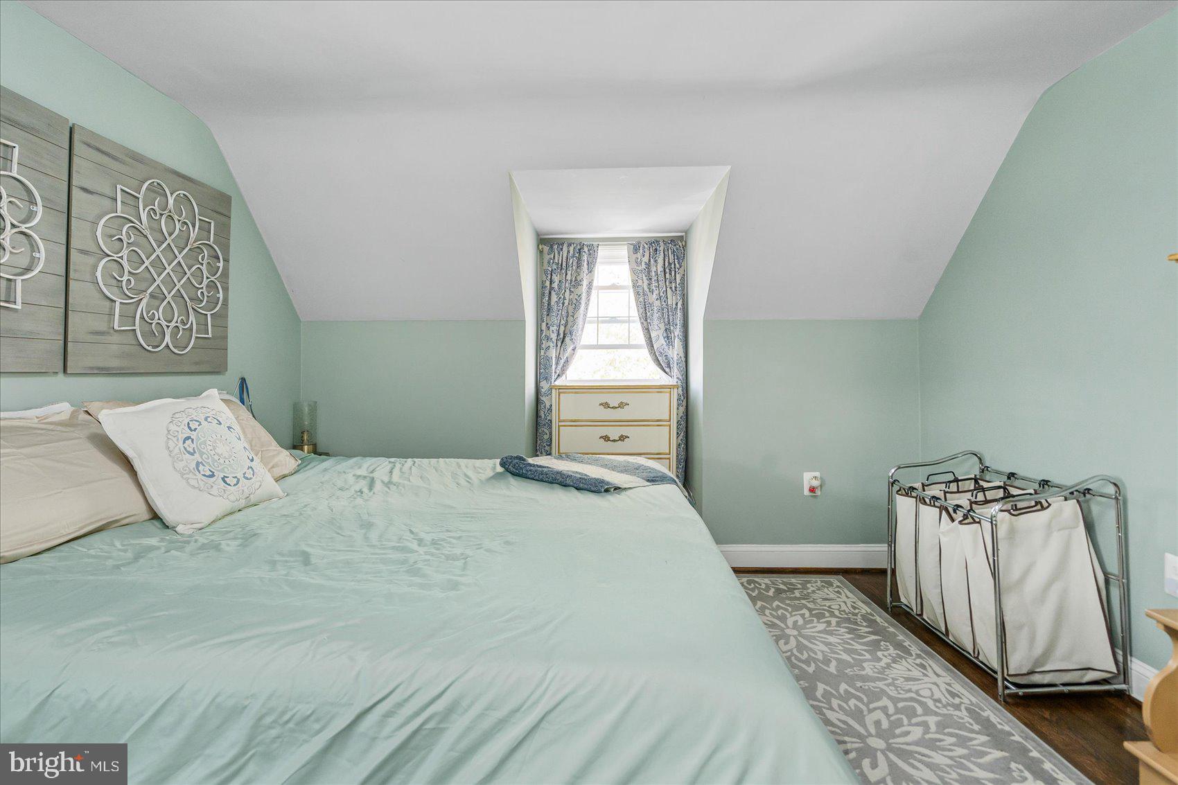 PARKVILLE - Residential