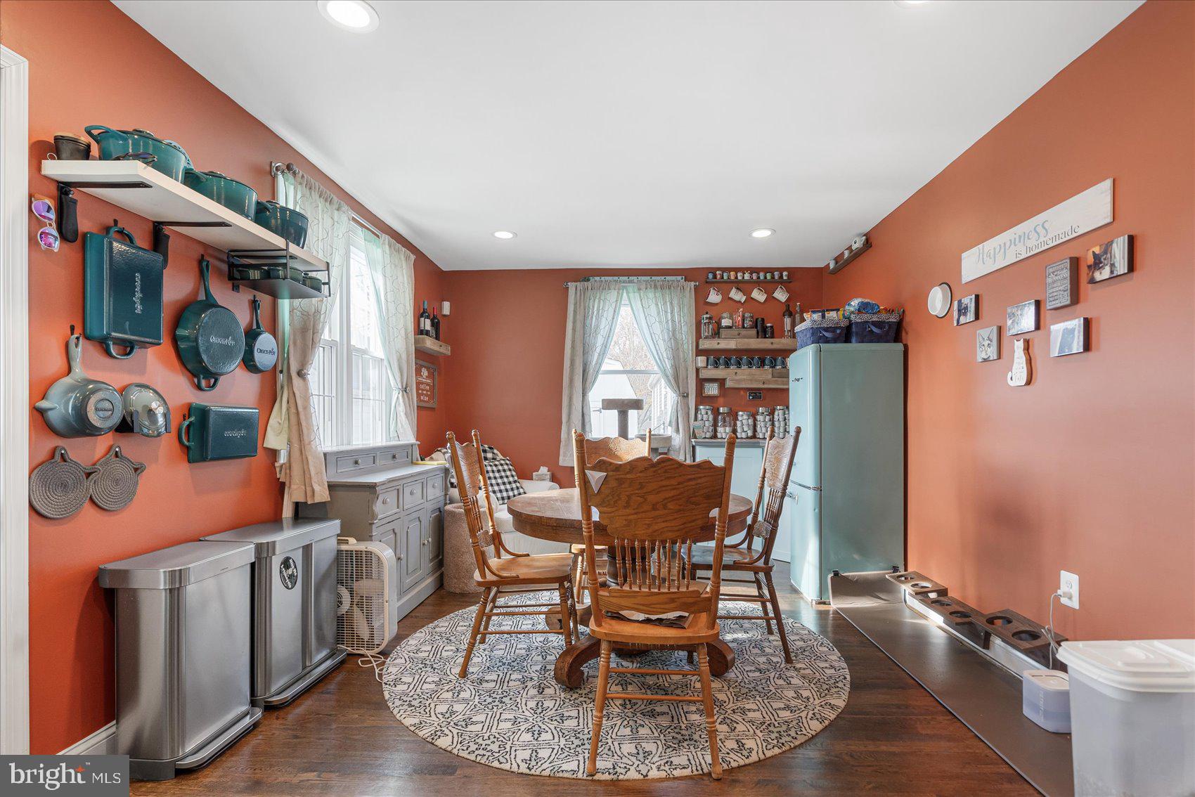 PARKVILLE - Residential