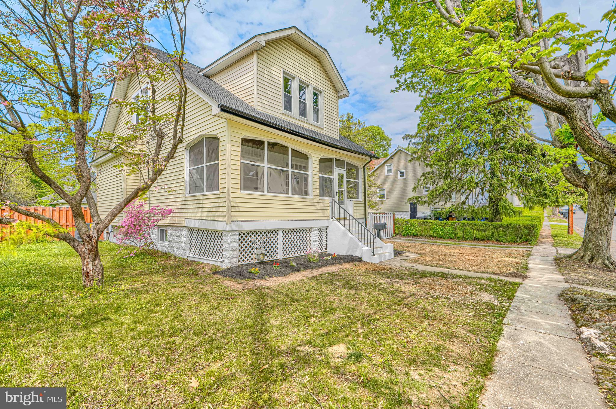 FRANKFORD - Residential