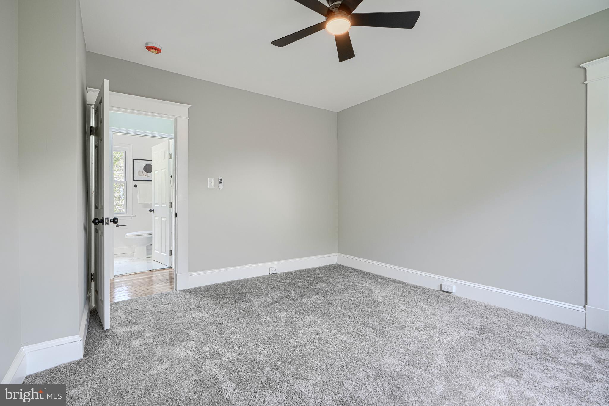 FRANKFORD - Residential