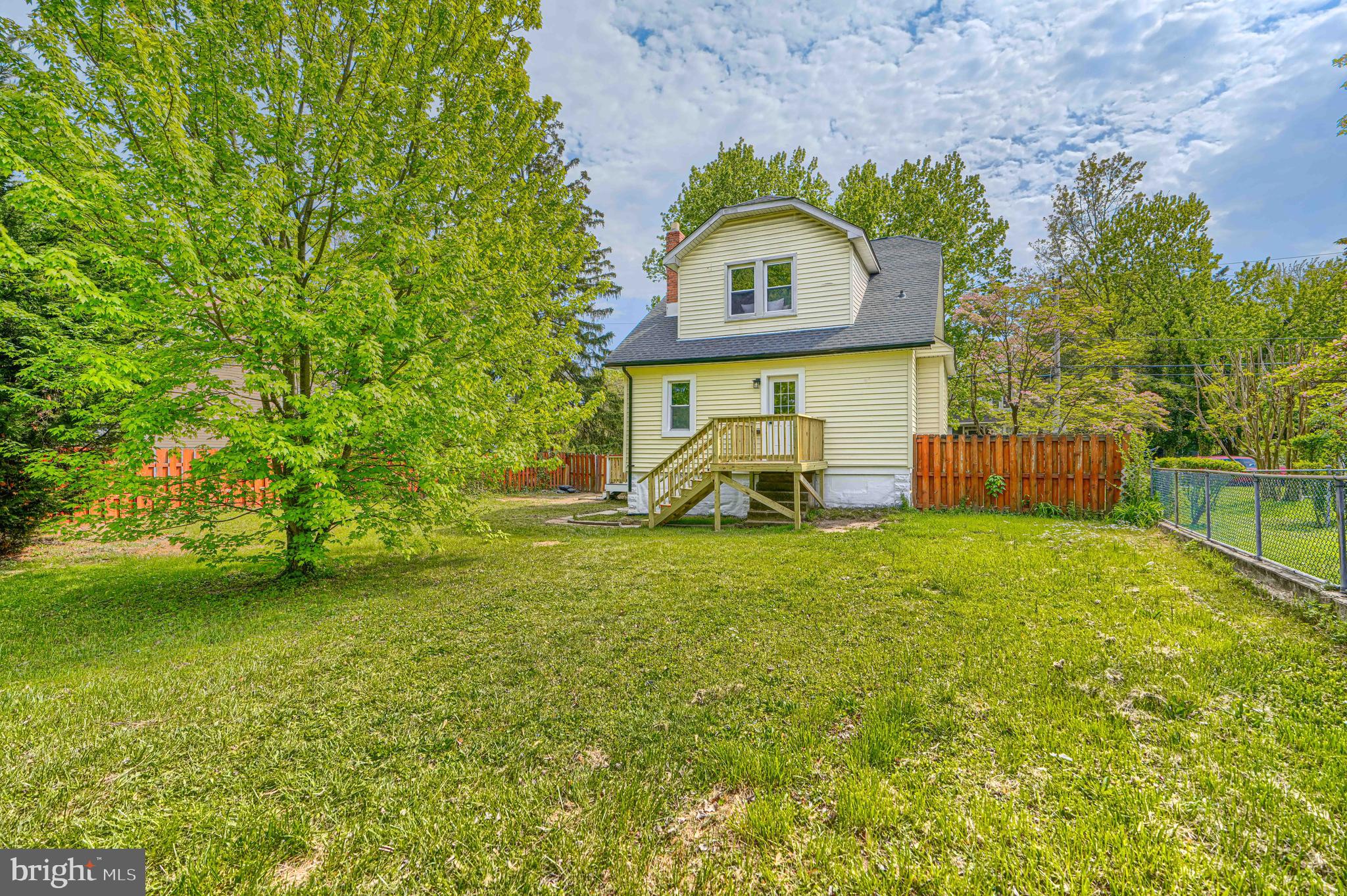 FRANKFORD - Residential