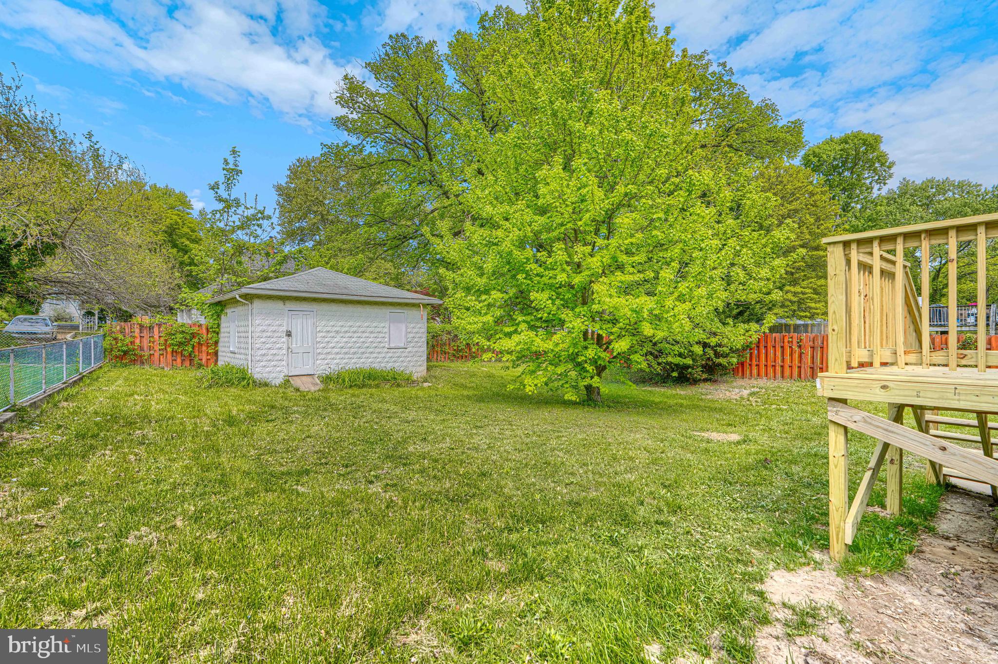 FRANKFORD - Residential