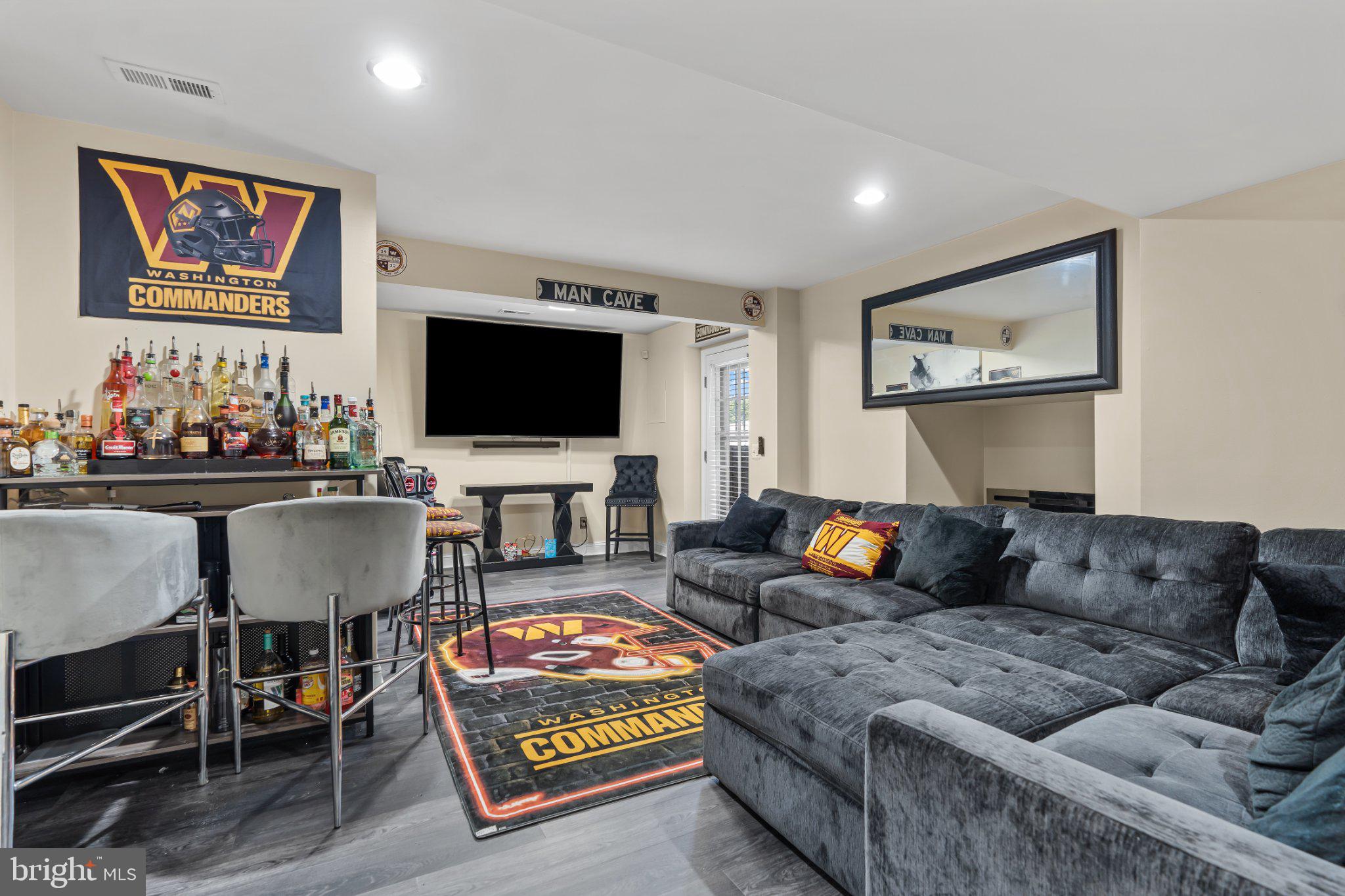 ST JAMES VILLAGE NORTH - Residential