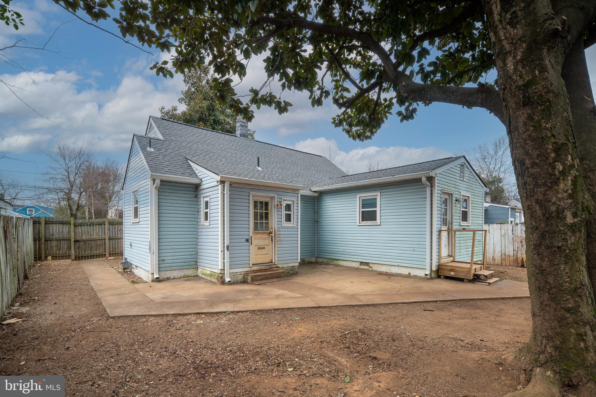 MAYFIELD - Residential