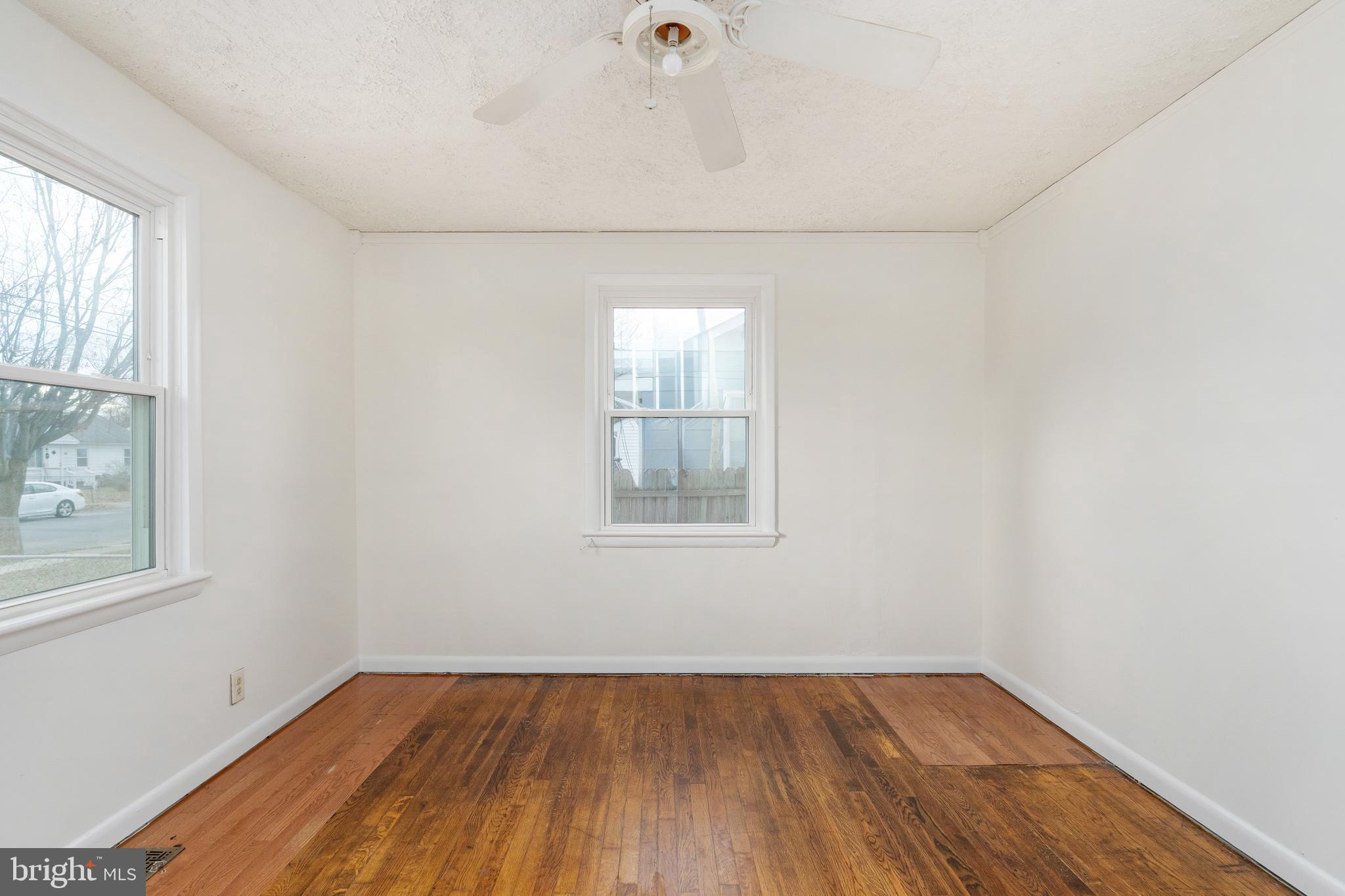 MAYFIELD - Residential