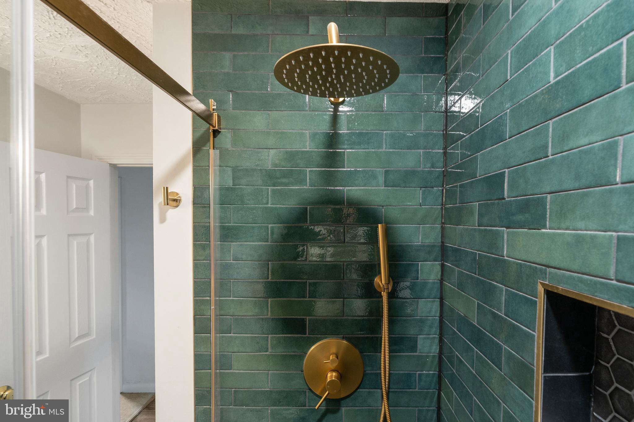 MAYFIELD - Residential