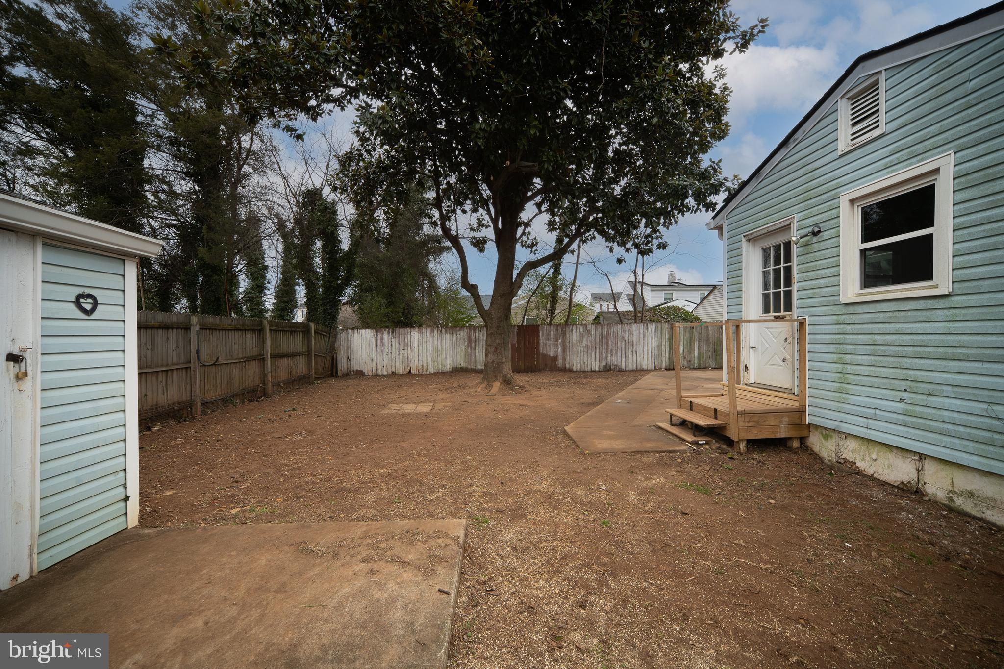 MAYFIELD - Residential