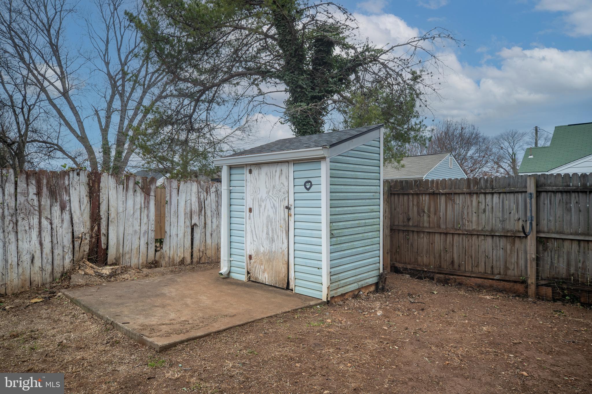 MAYFIELD - Residential