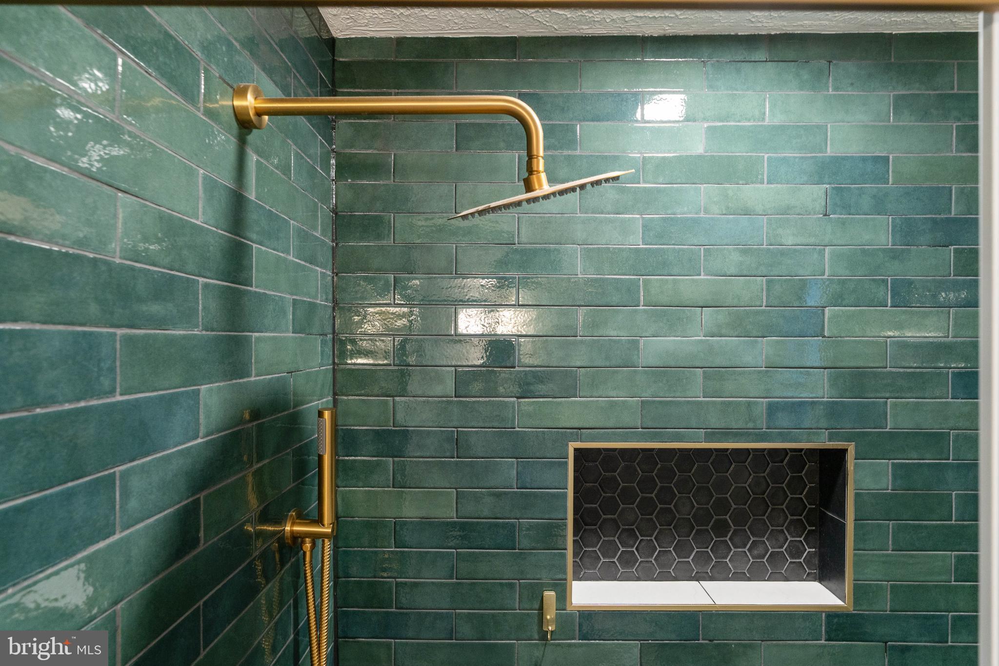 MAYFIELD - Residential