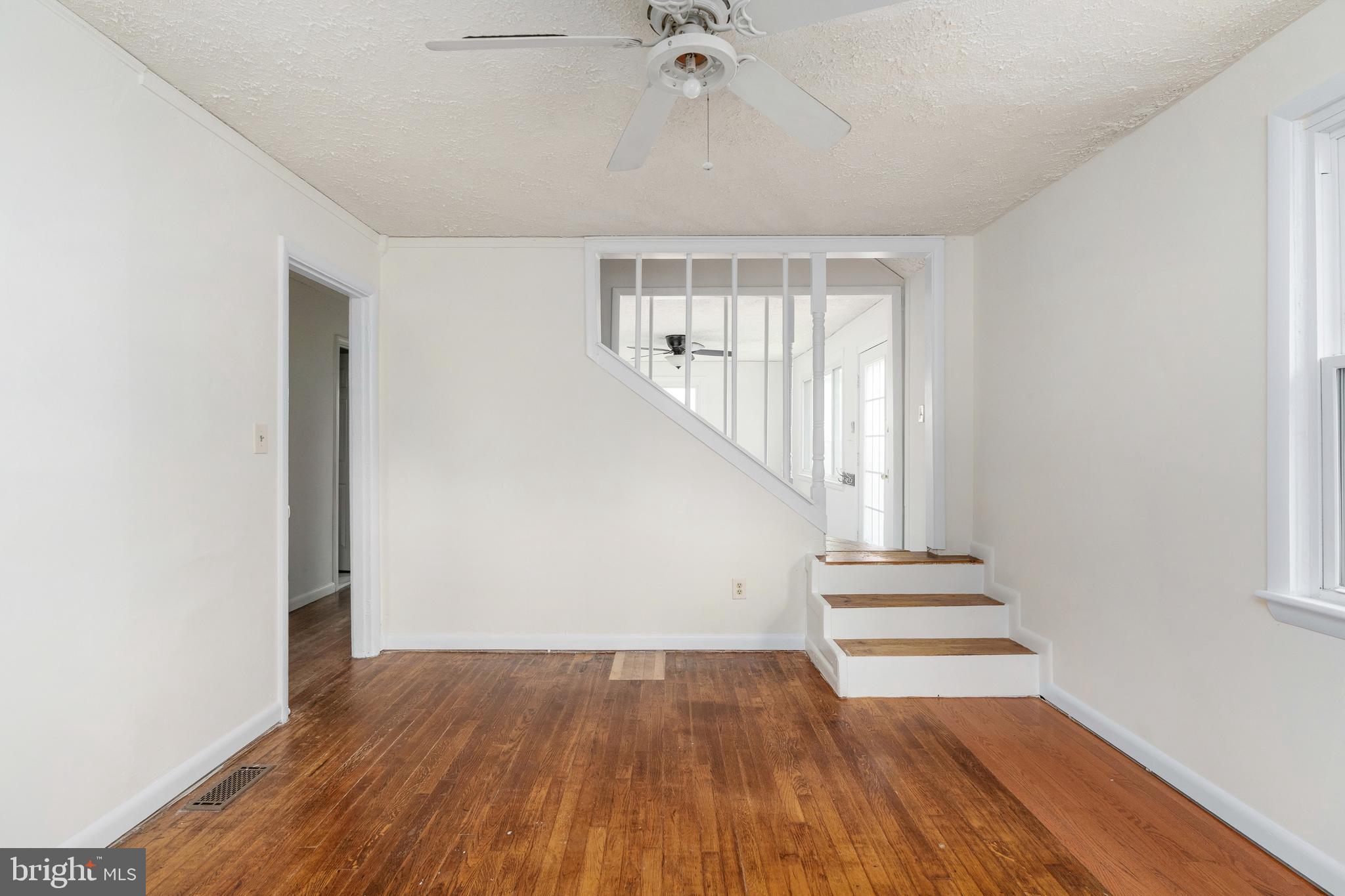 MAYFIELD - Residential