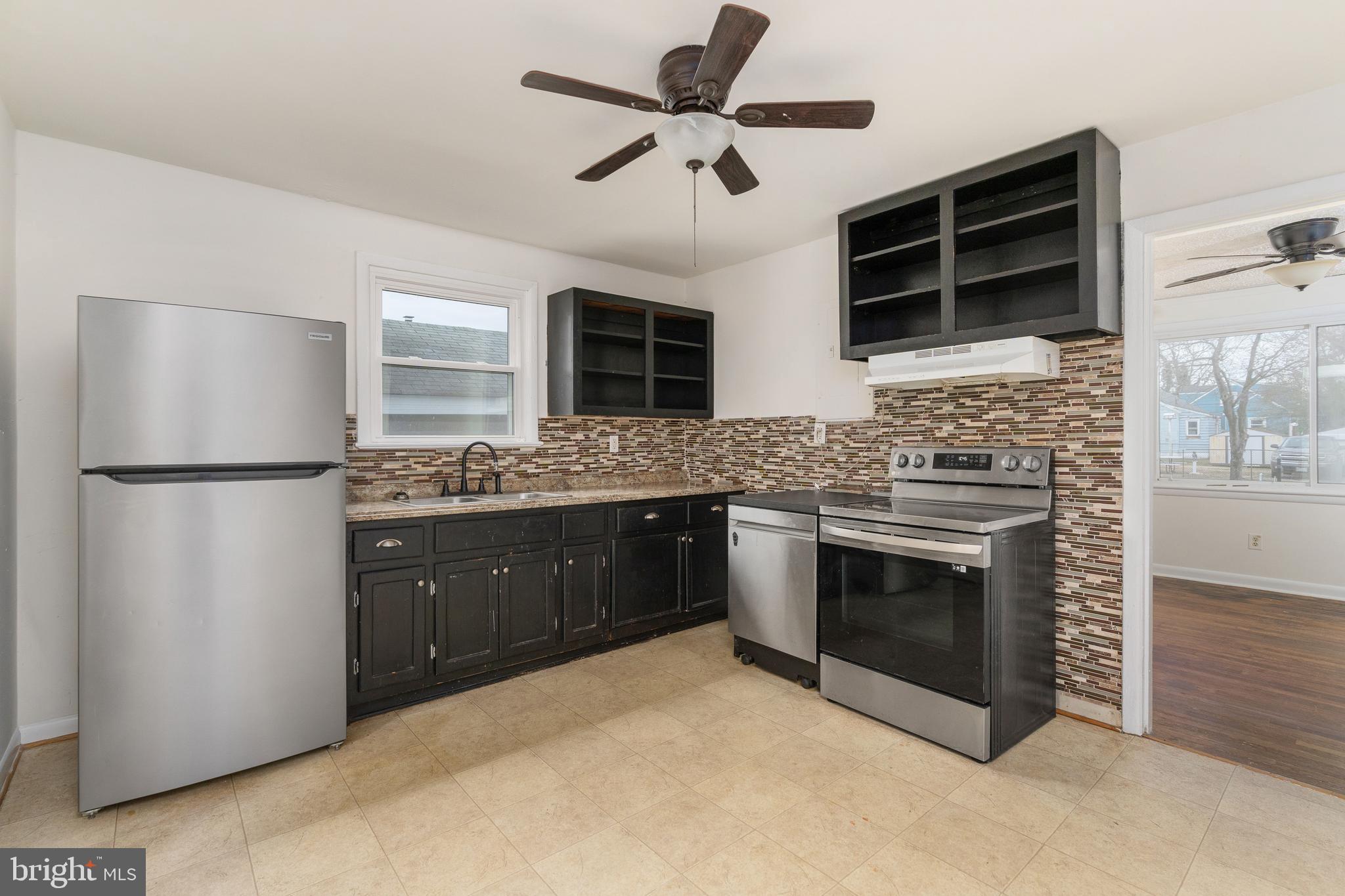 MAYFIELD - Residential