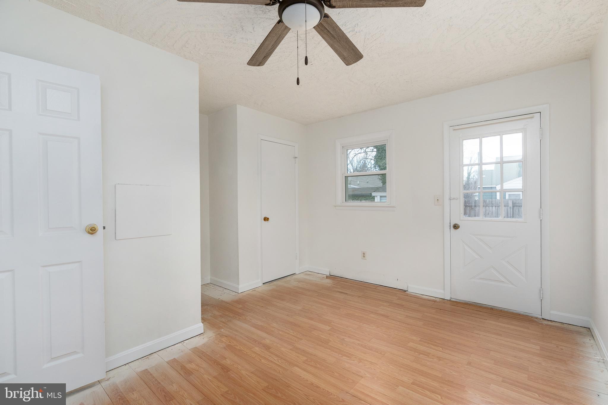 MAYFIELD - Residential