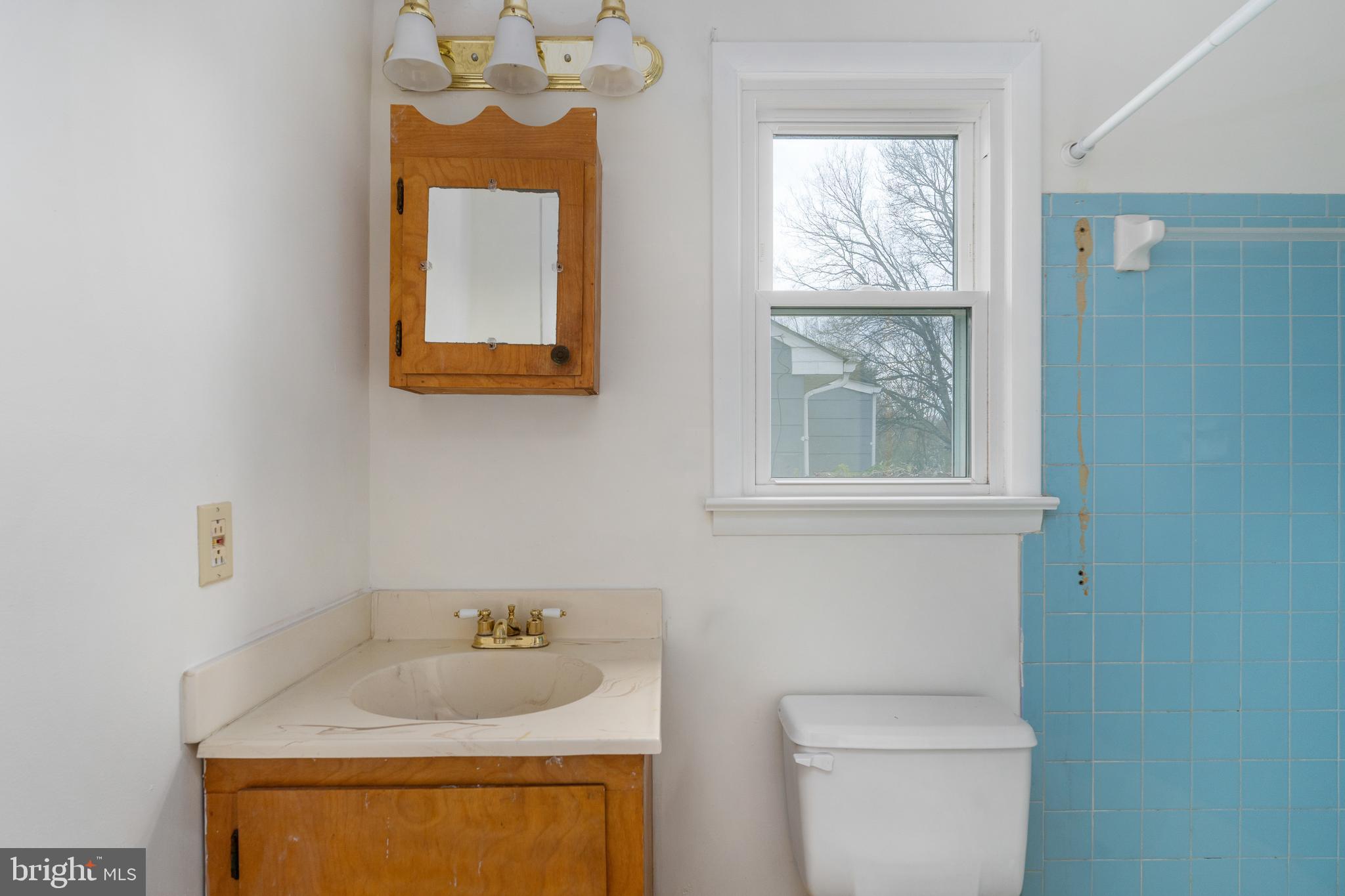 MAYFIELD - Residential