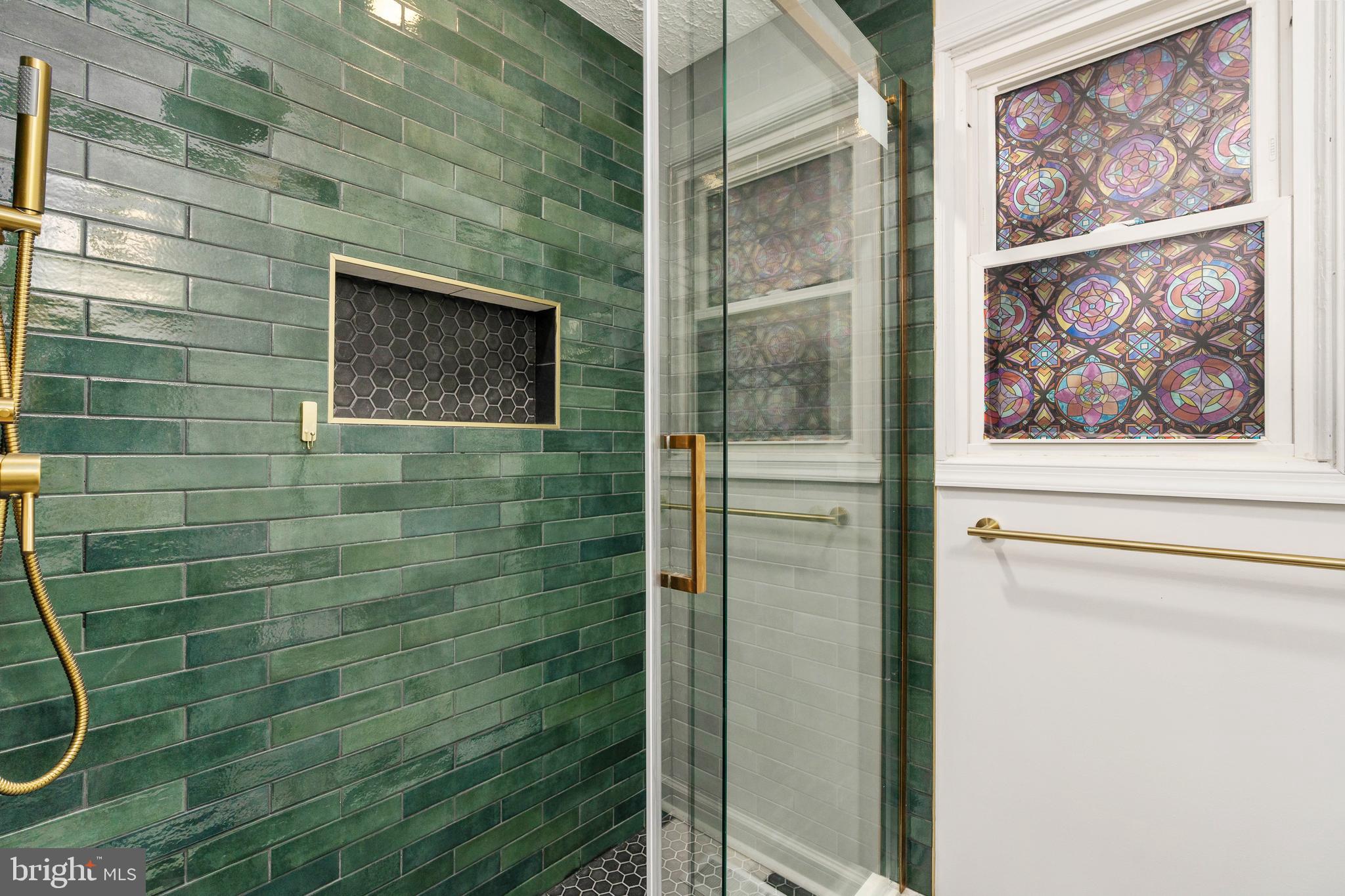 MAYFIELD - Residential