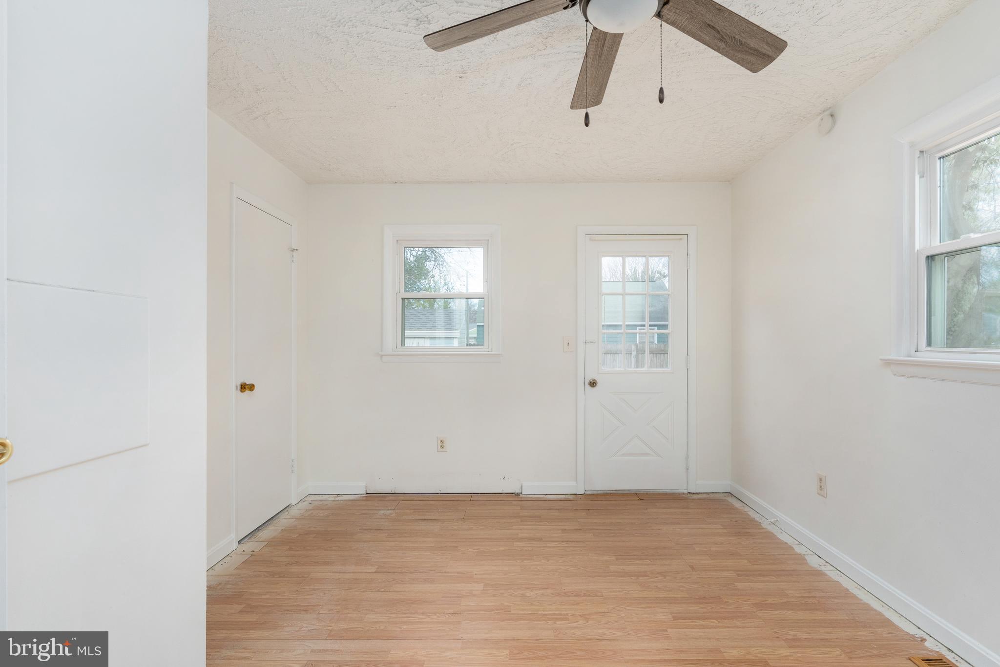 MAYFIELD - Residential