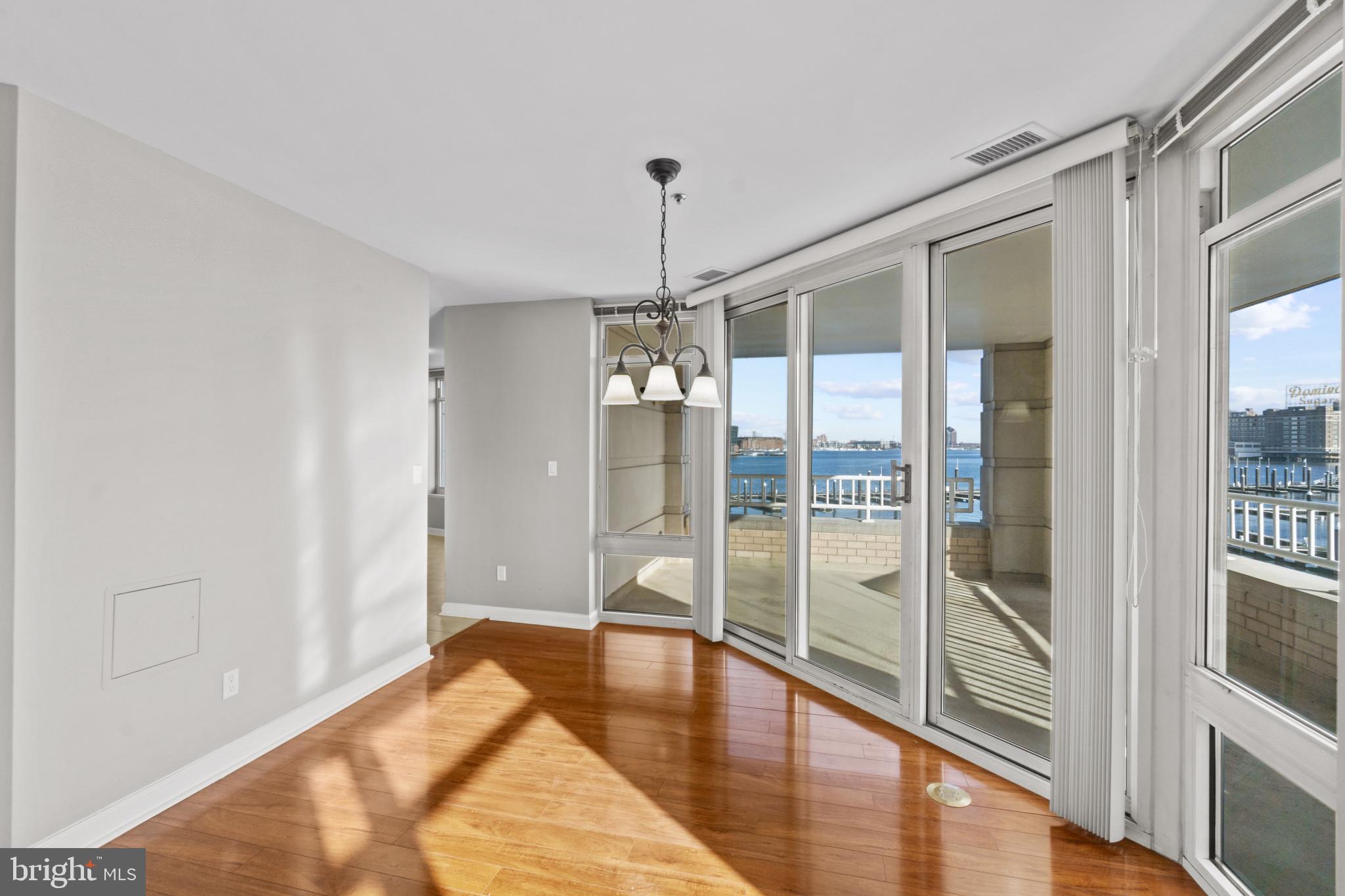 HARBORVIEW - Residential