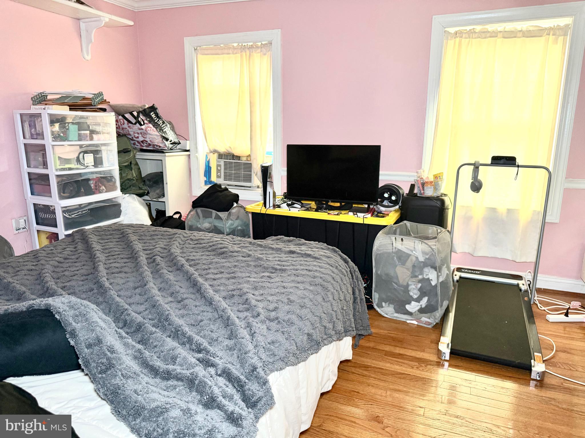 NORRISTOWN - Residential