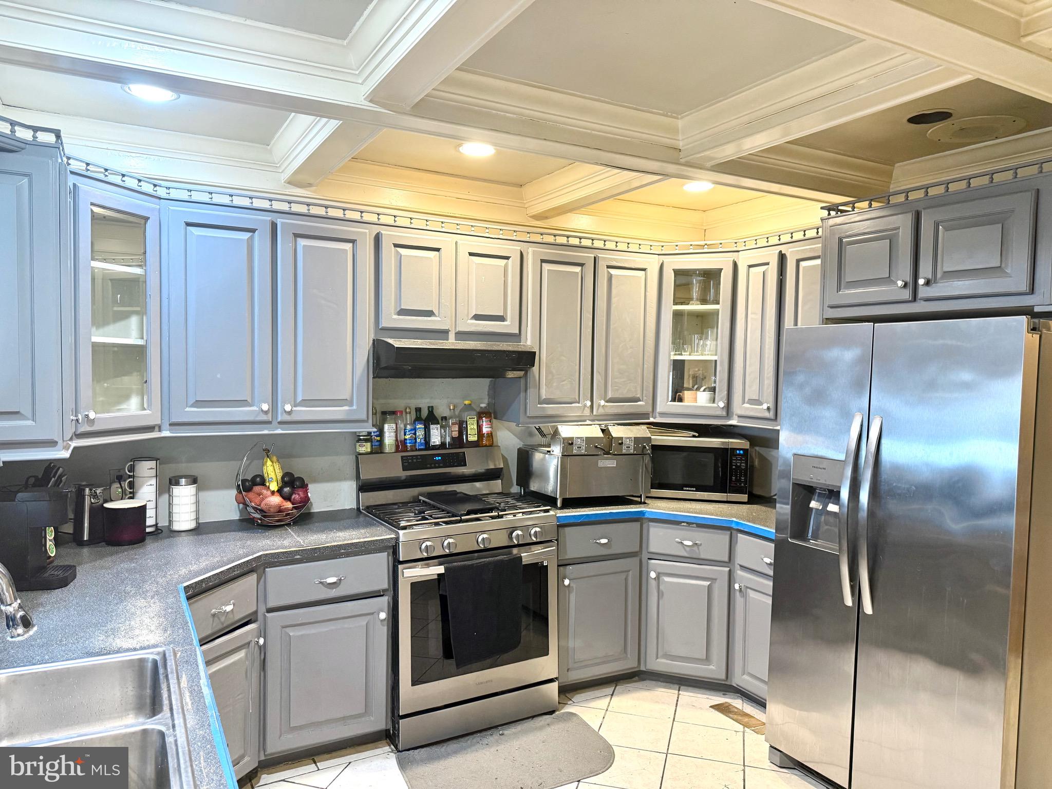 NORRISTOWN - Residential