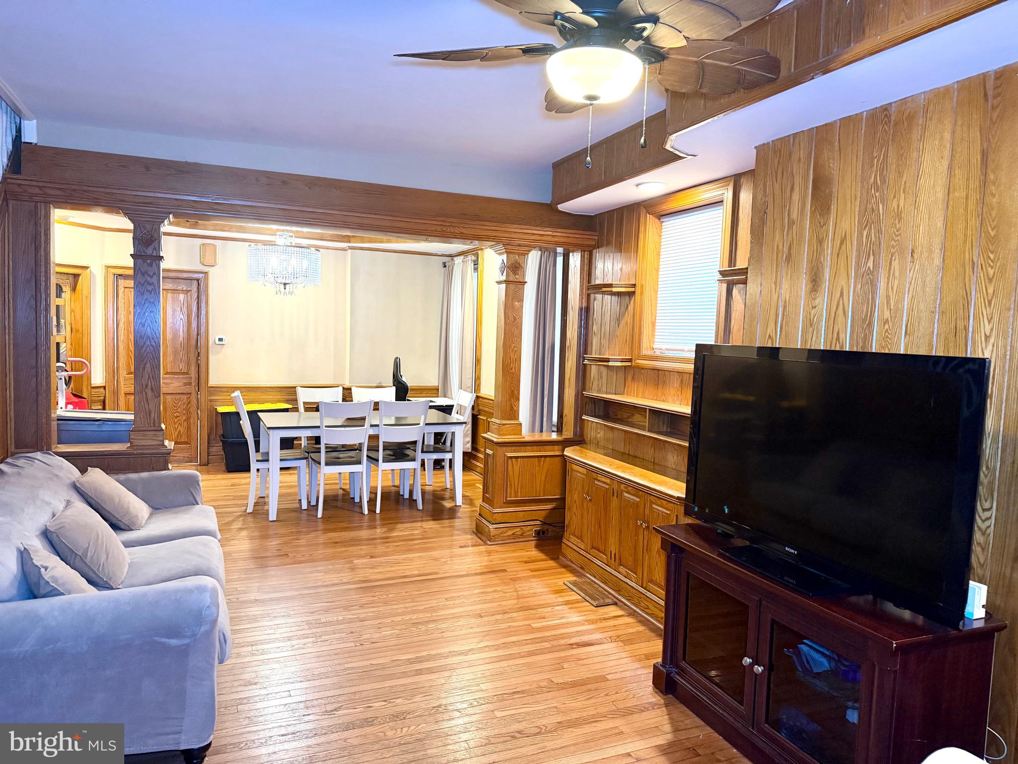 NORRISTOWN - Residential