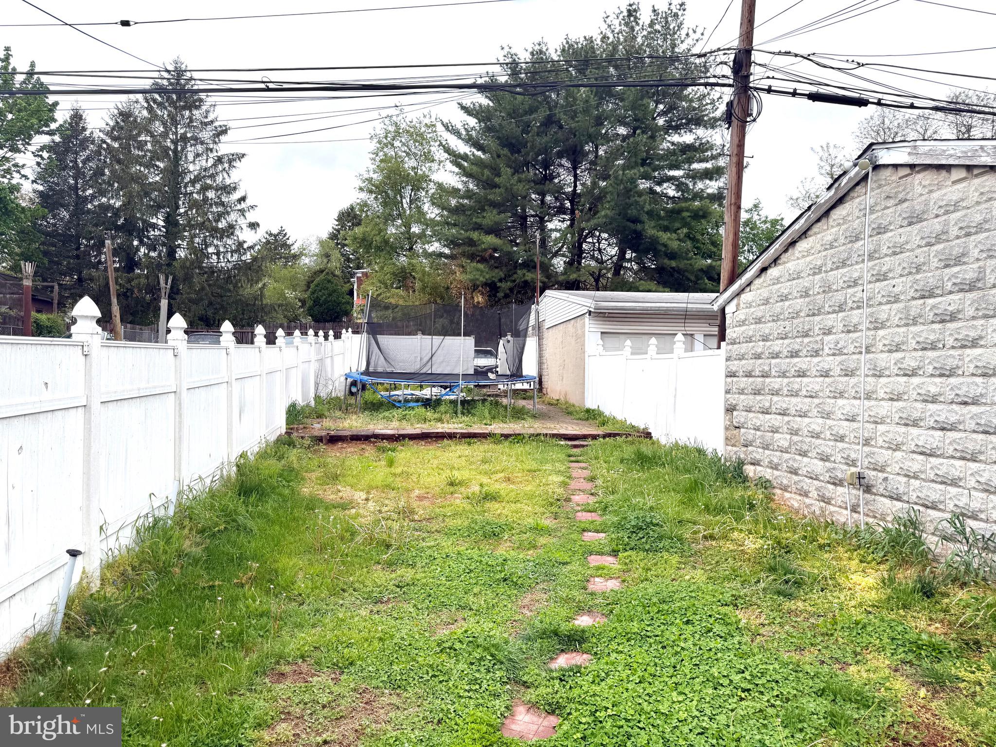 NORRISTOWN - Residential