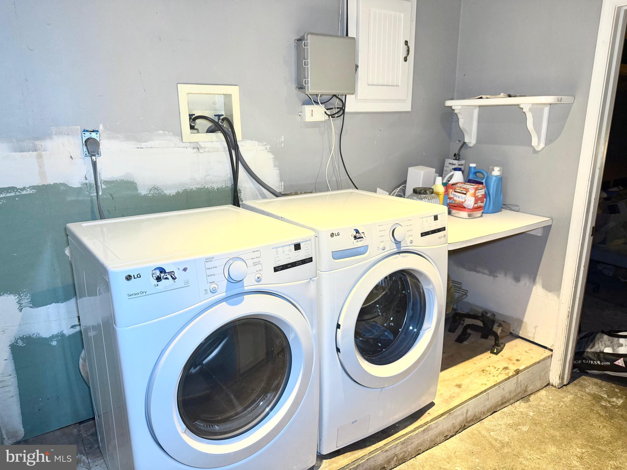 NORRISTOWN - Residential