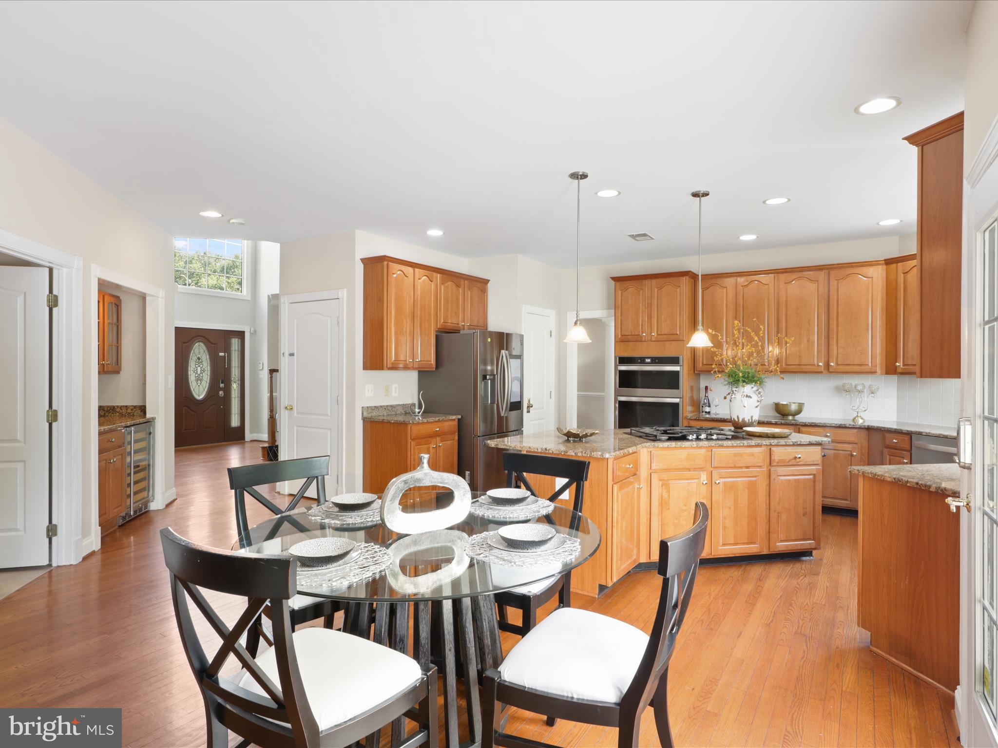 BELMONT COUNTRY CLUB - Residential