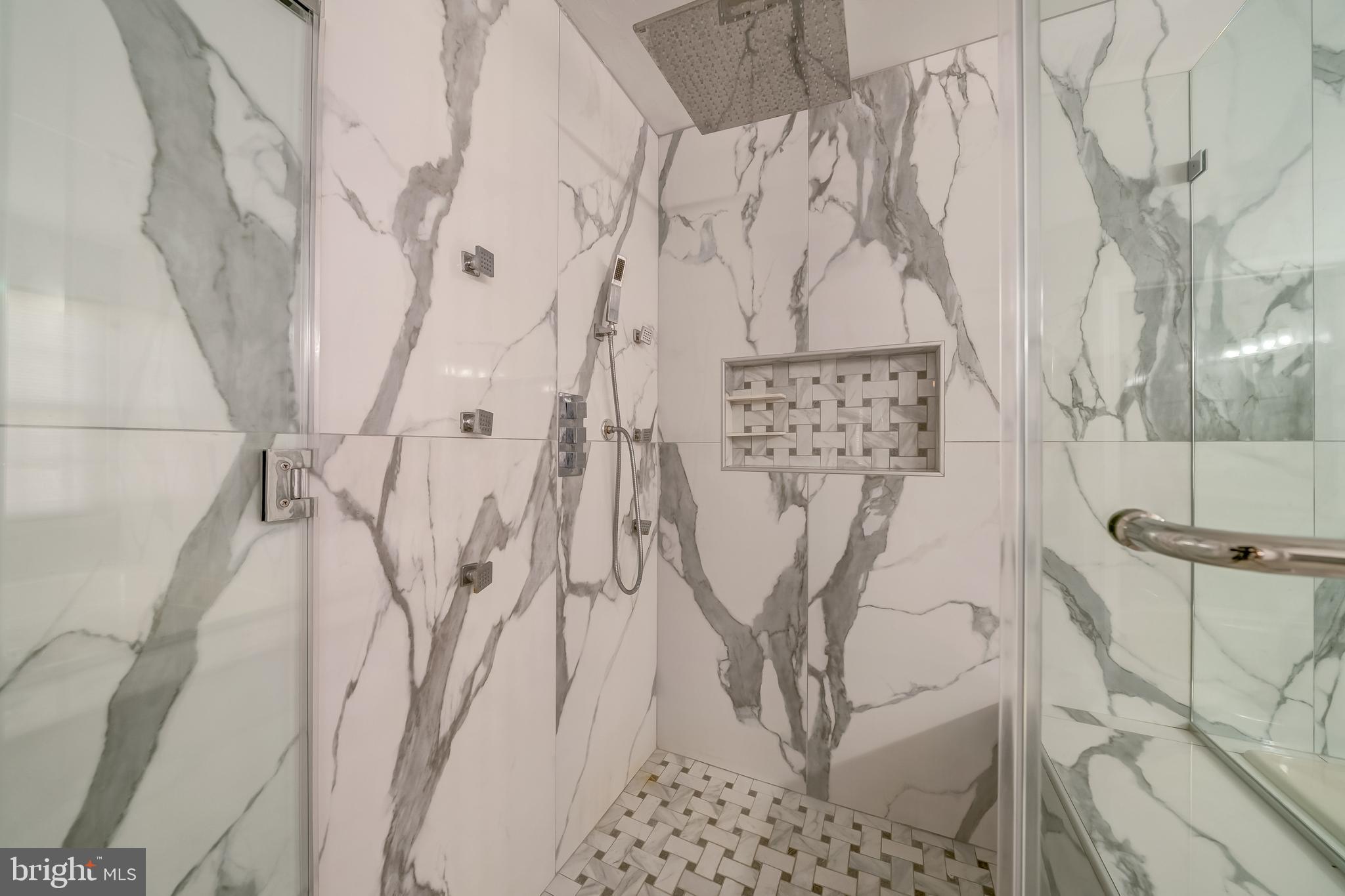 BELMONT COUNTRY CLUB - Residential