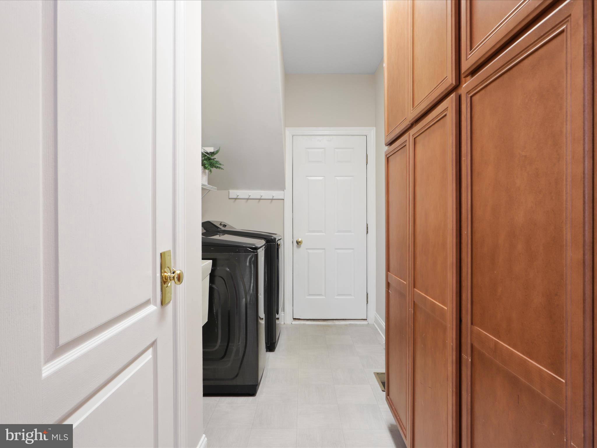 BELMONT COUNTRY CLUB - Residential