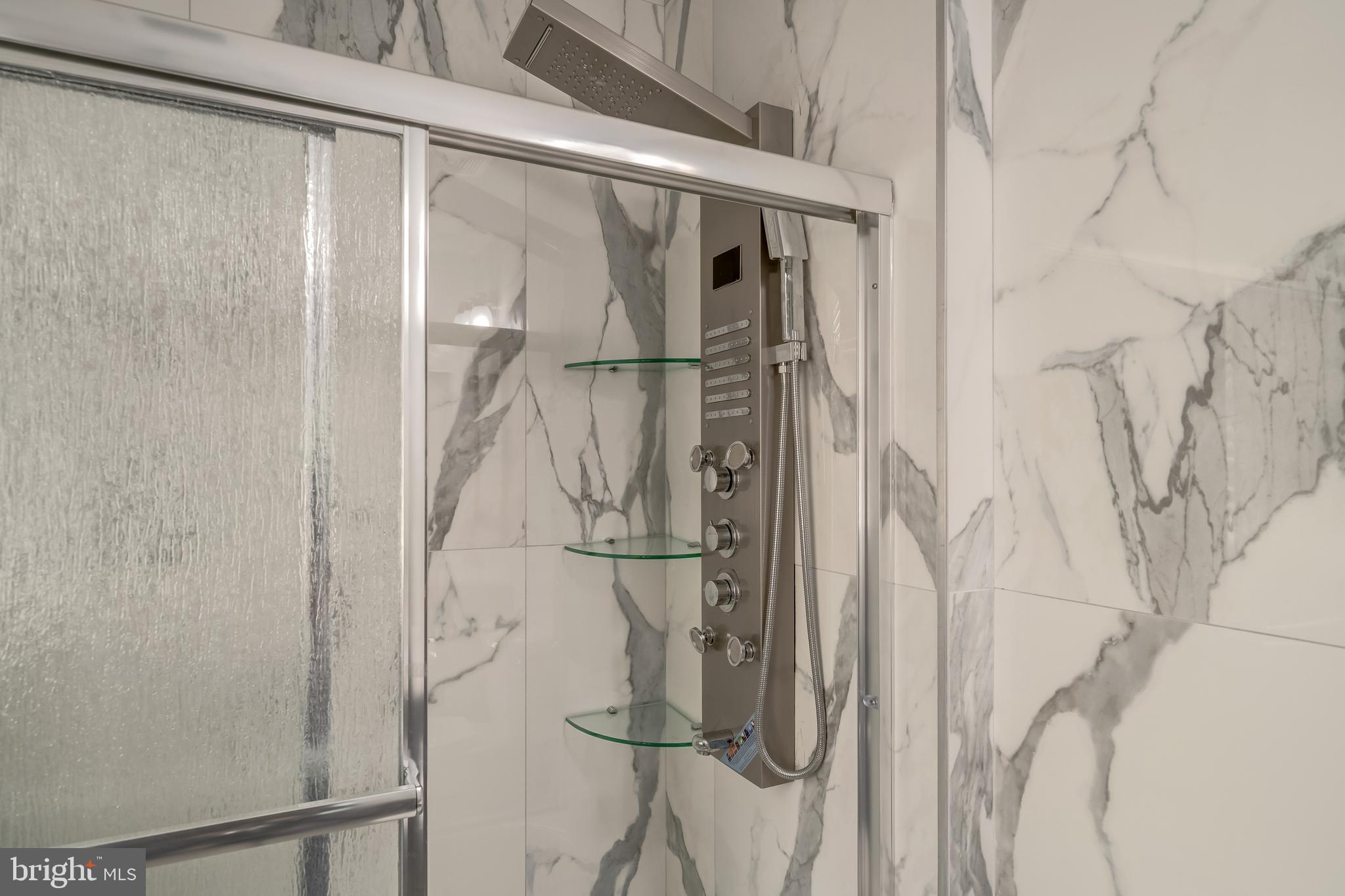 BELMONT COUNTRY CLUB - Residential