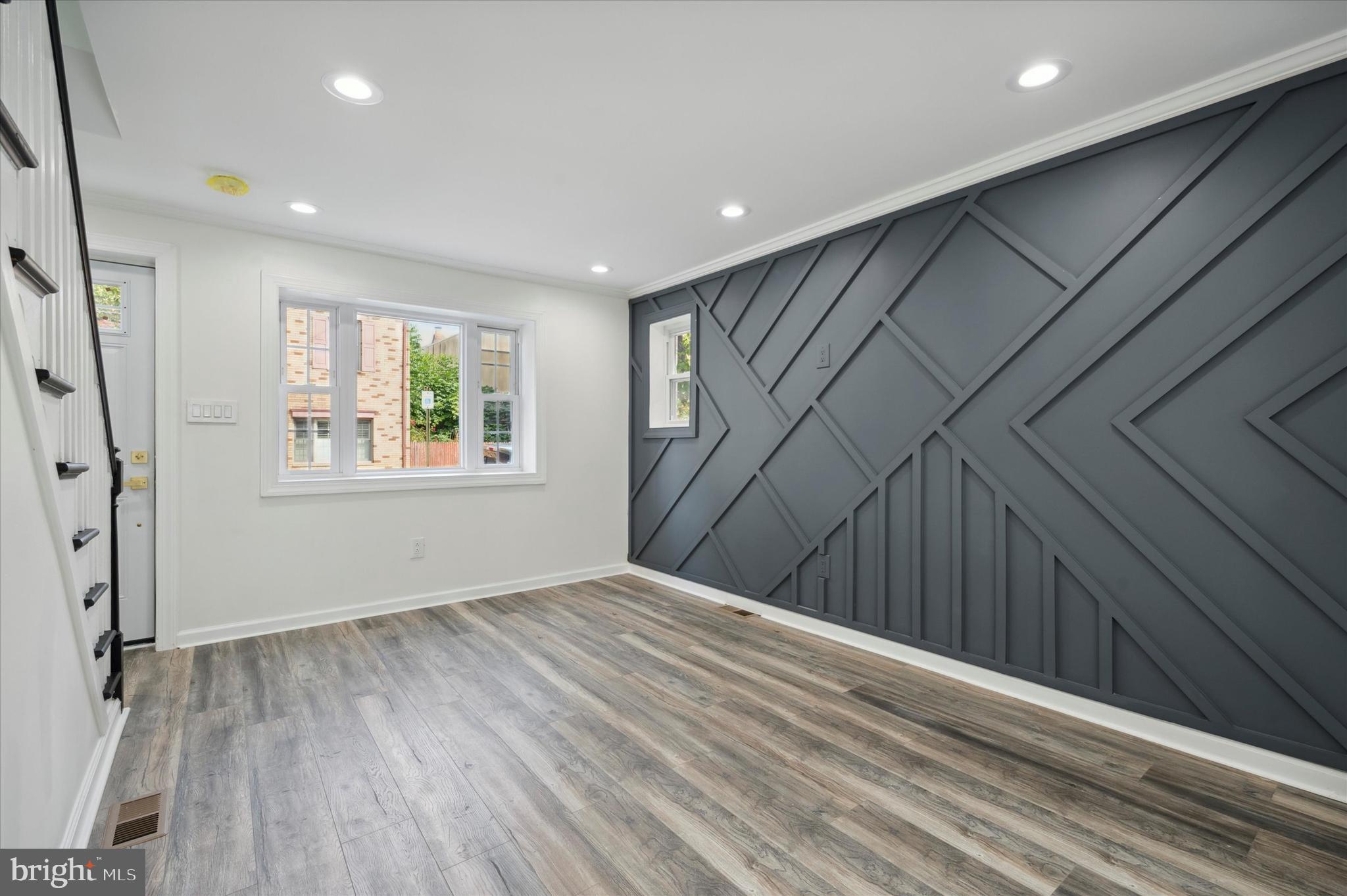 PORT RICHMOND - Residential