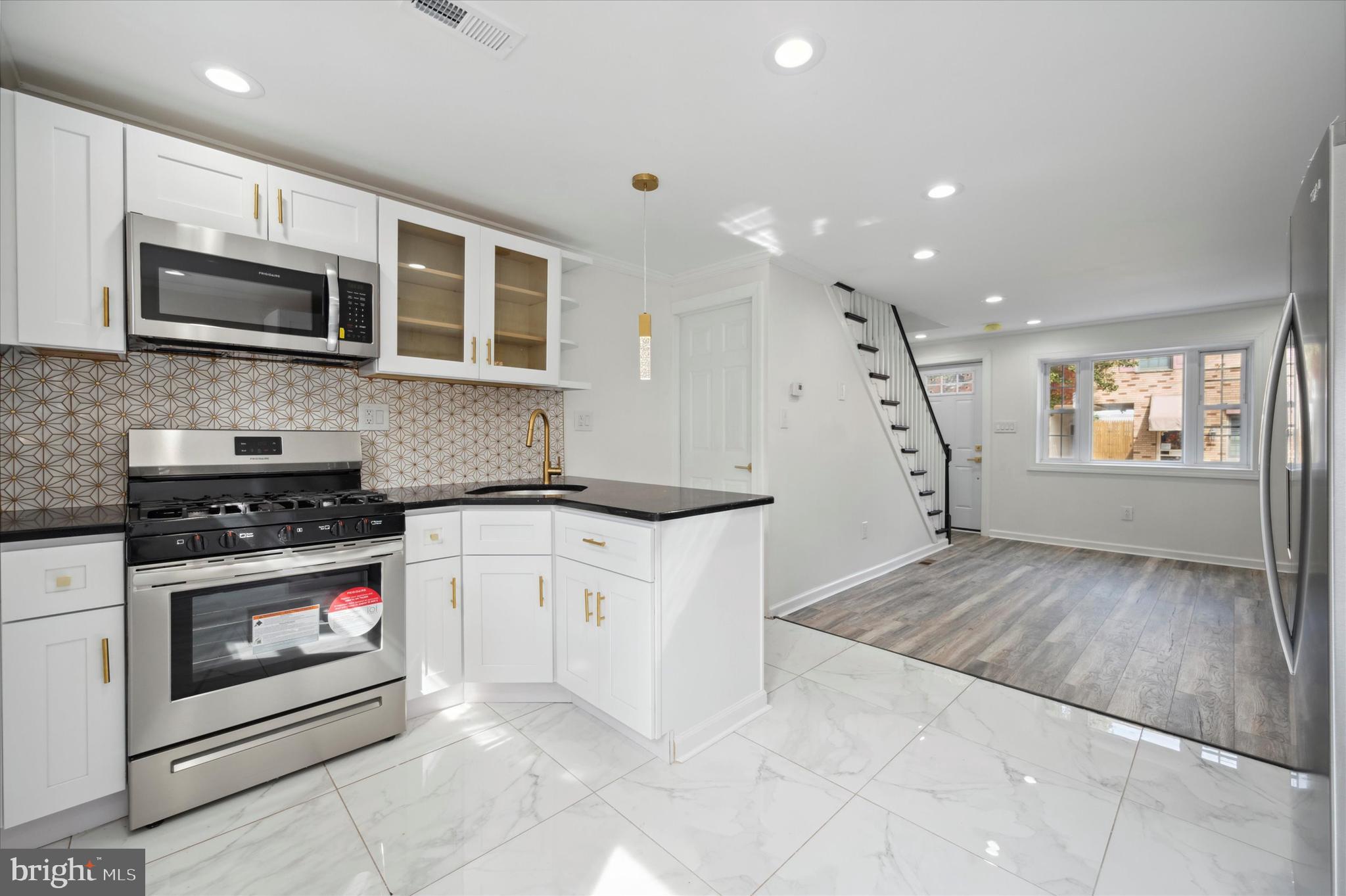 PORT RICHMOND - Residential
